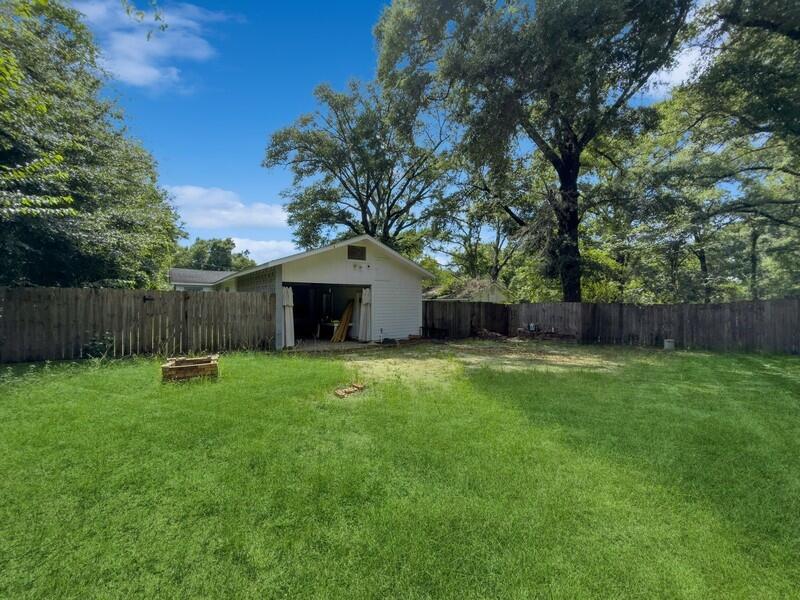 CRESTVIEW - Residential