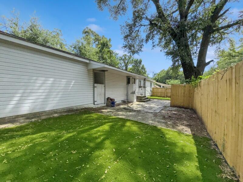 CRESTVIEW - Residential