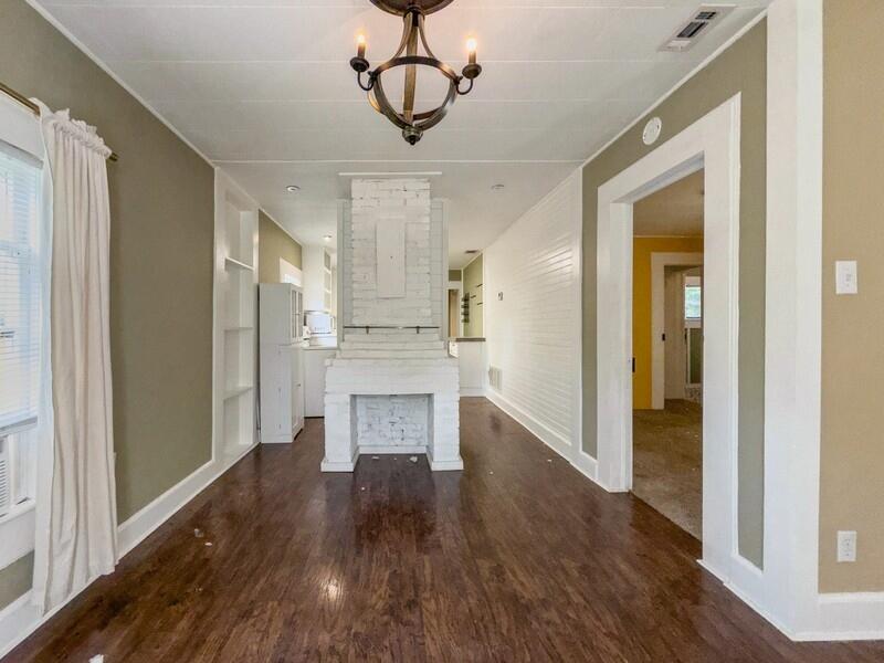 CRESTVIEW - Residential