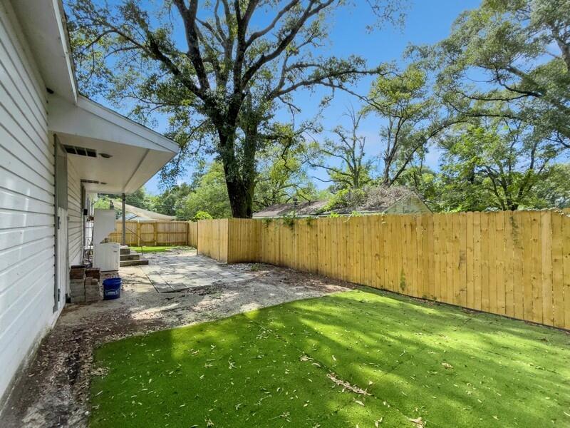 CRESTVIEW - Residential