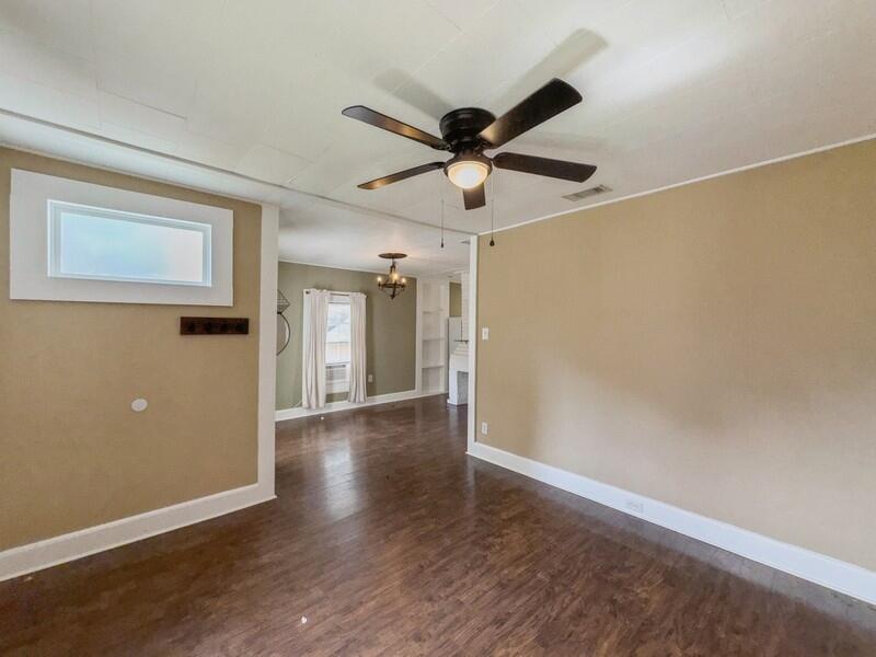 CRESTVIEW - Residential