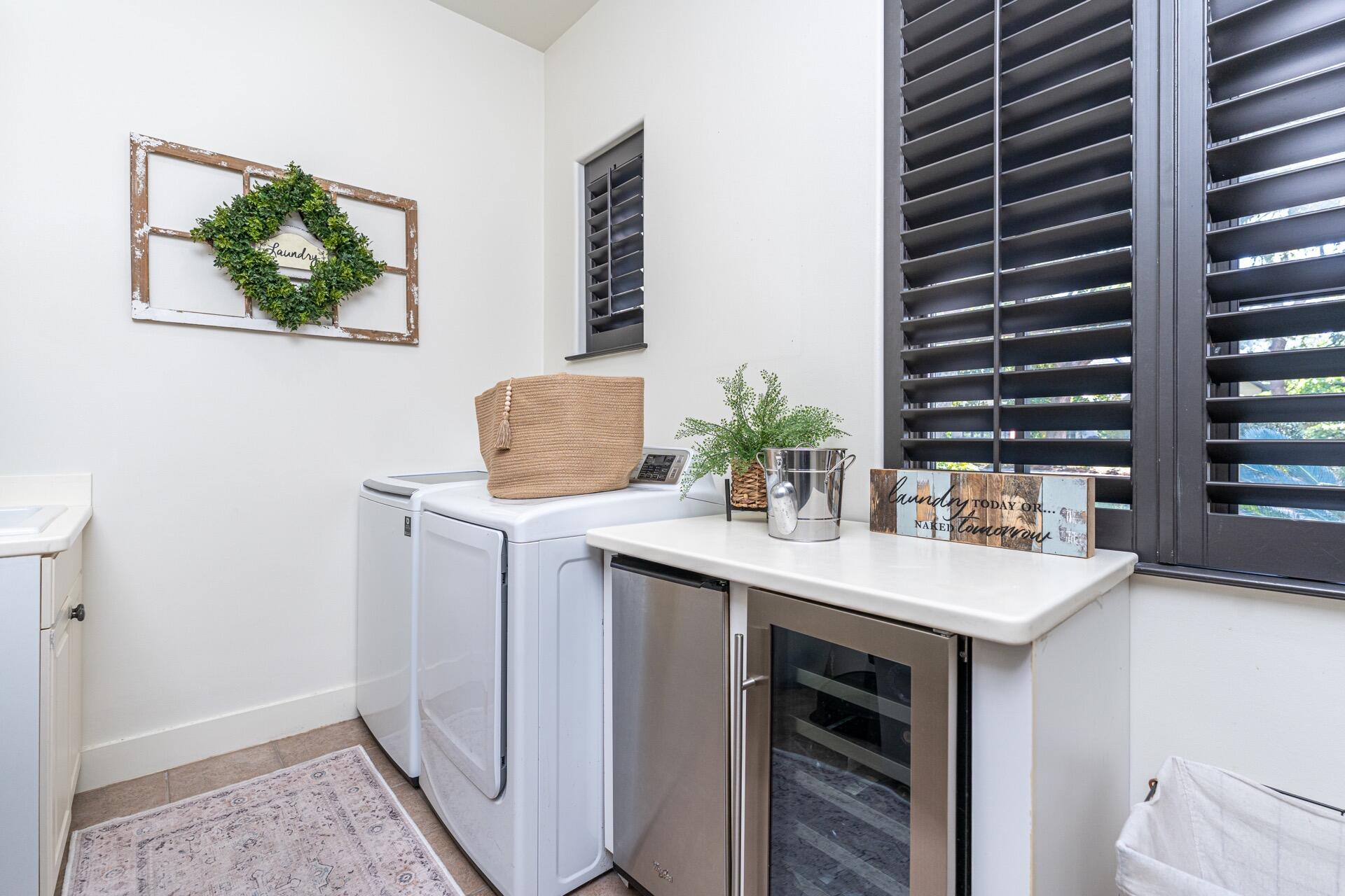 BURNT PINE - Residential
