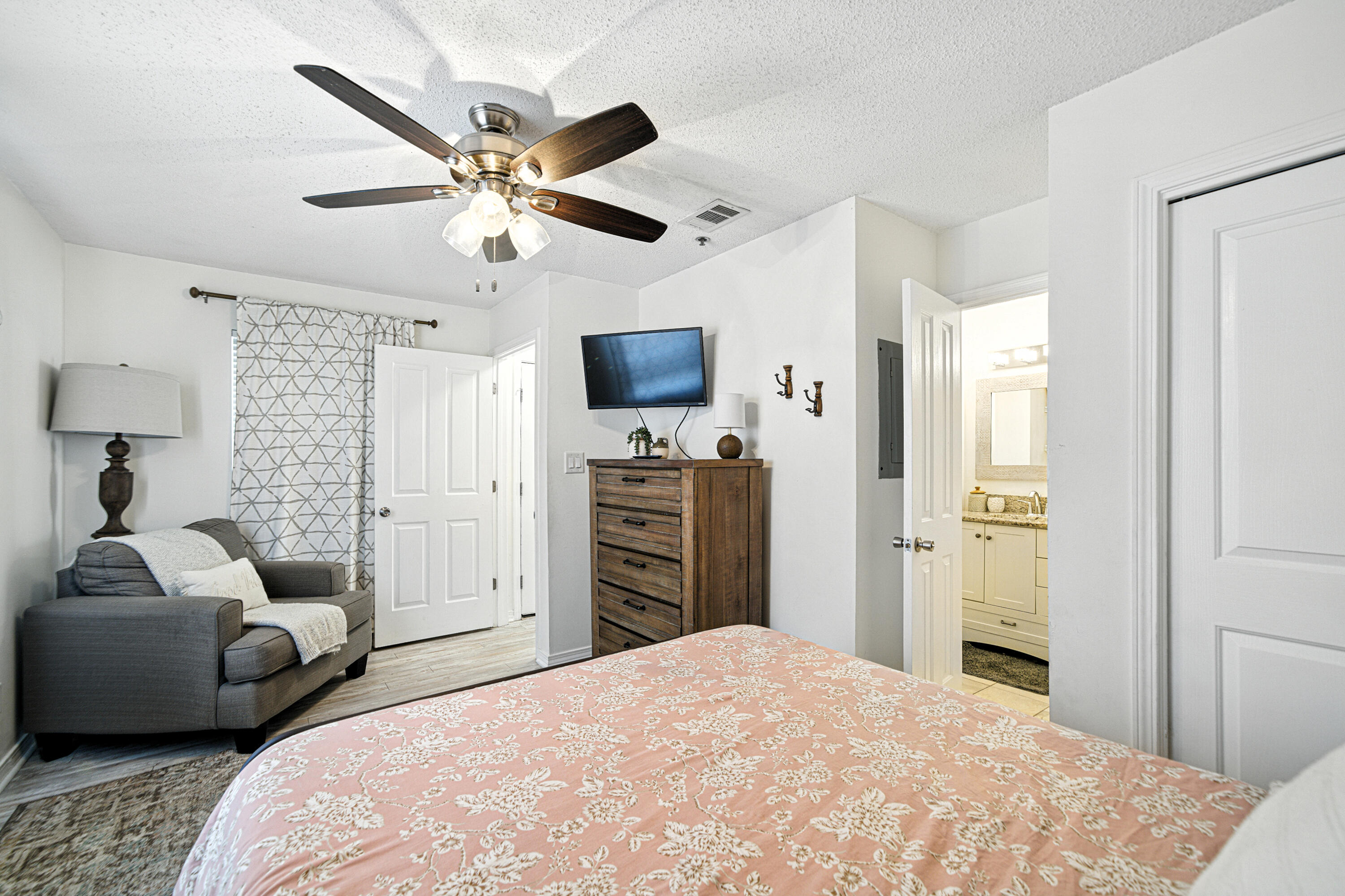 GRAND CARIBBEAN WEST CONDO - Residential