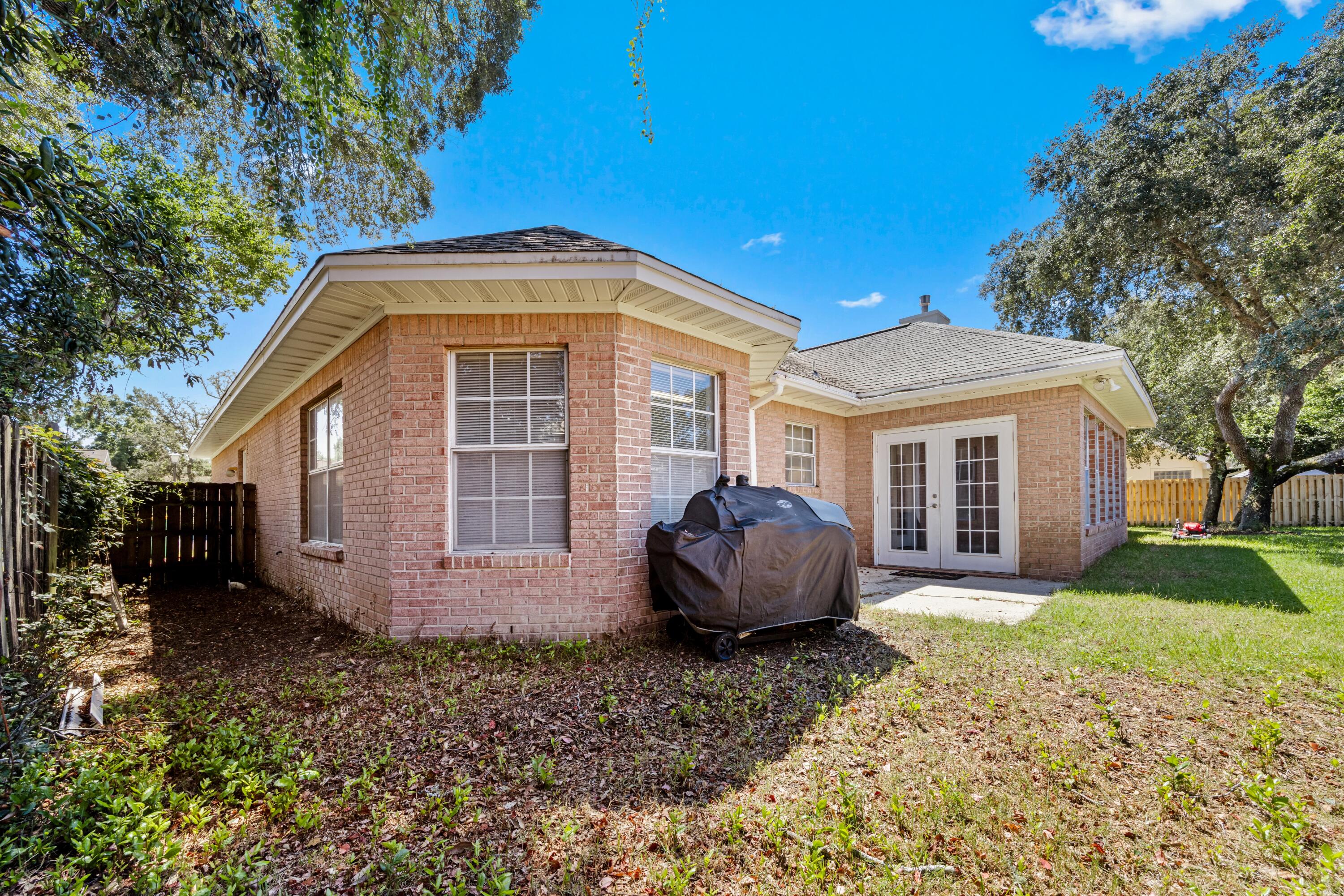 LAKE POINTE - Residential