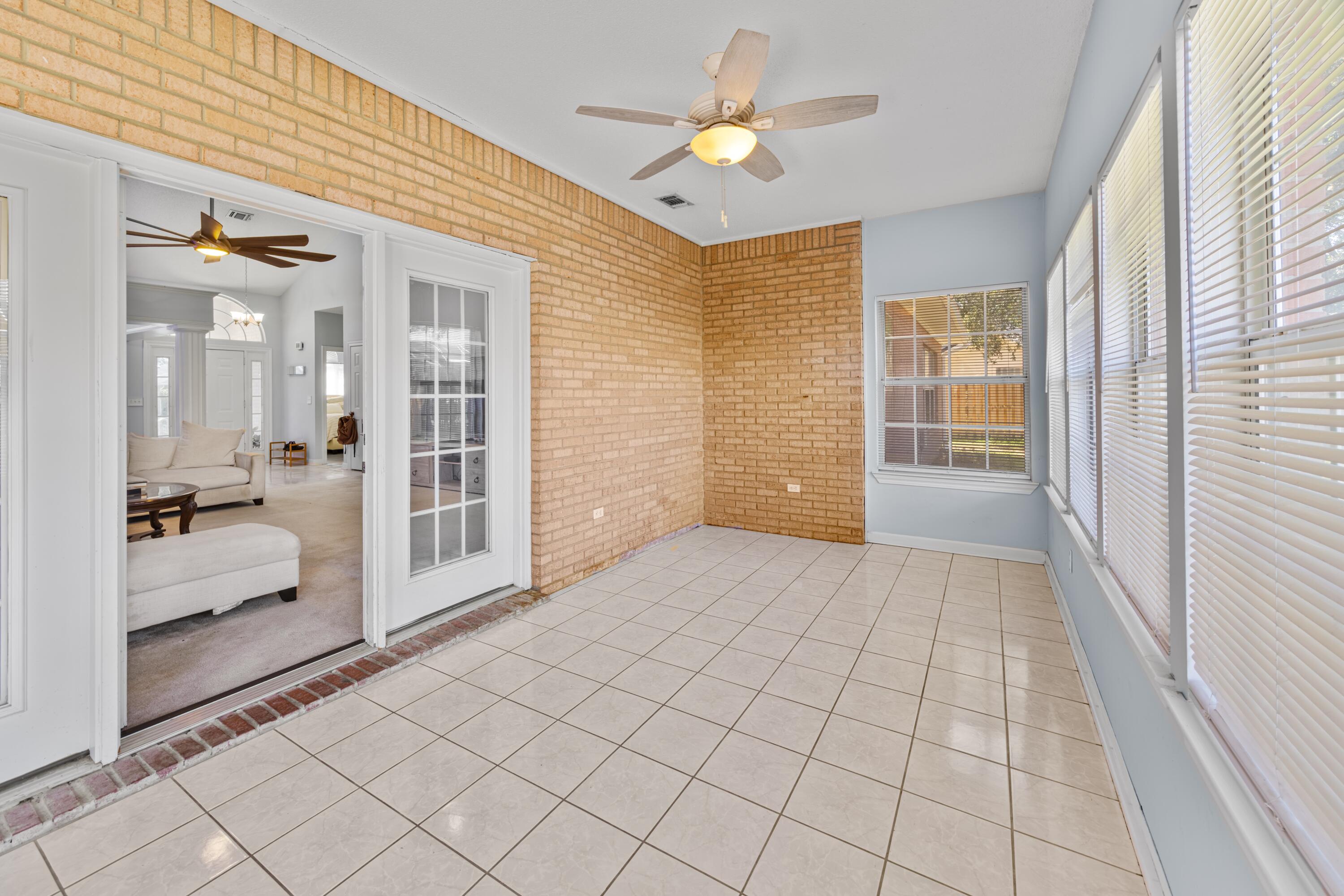 LAKE POINTE - Residential