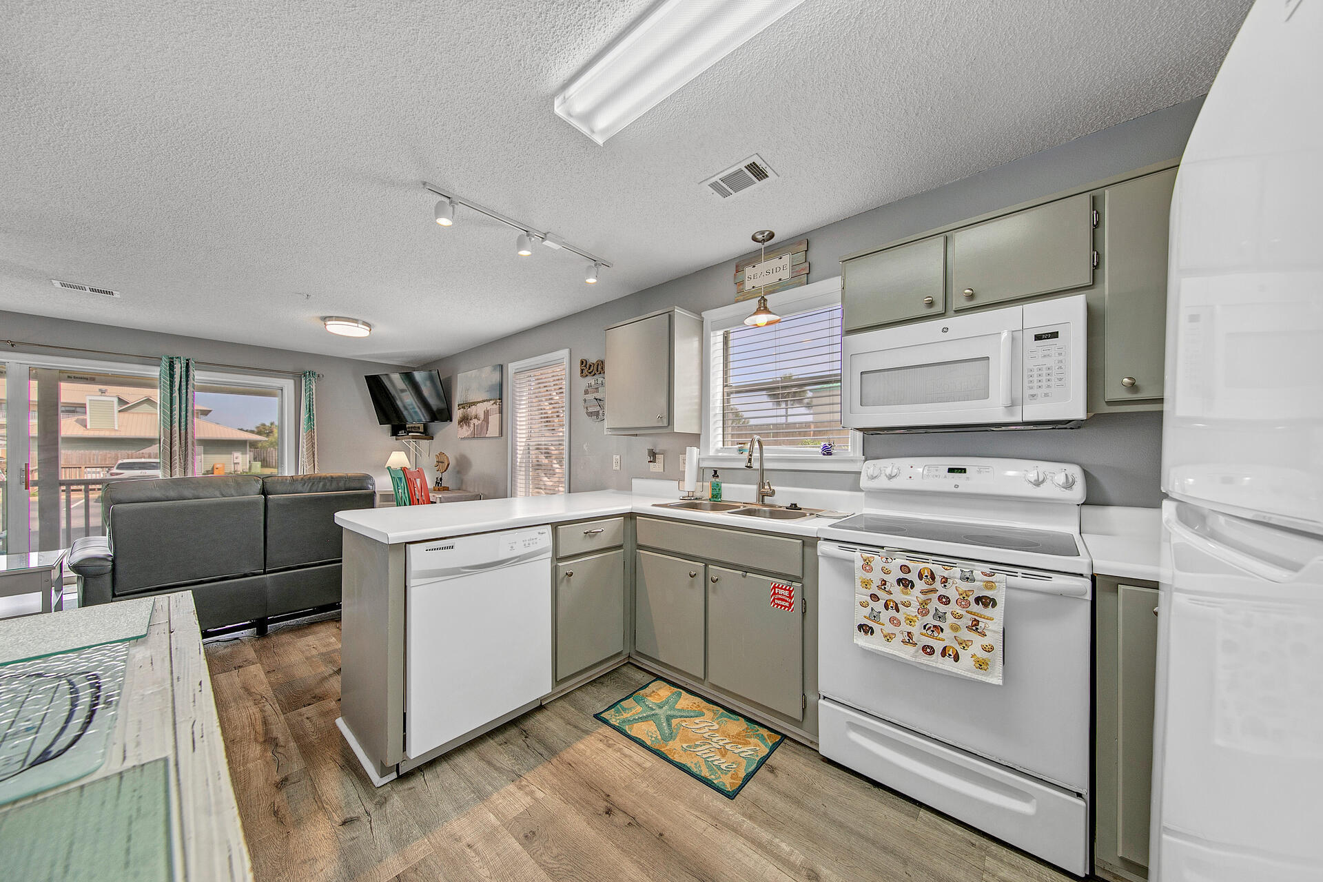 ST MARTIN BEACHWALK VILLAS - Residential