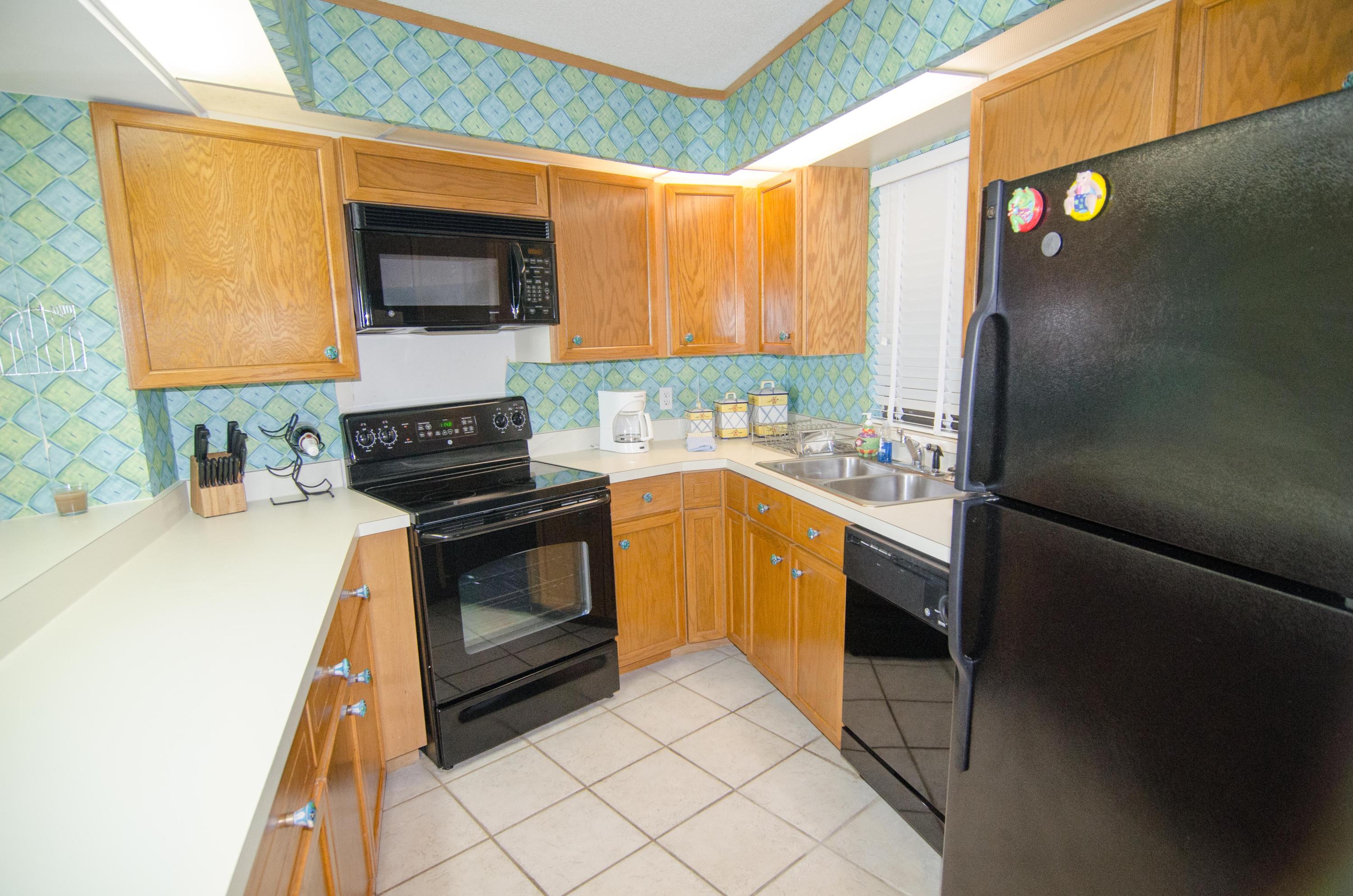 BEACHSIDE 2 CONDO - Residential