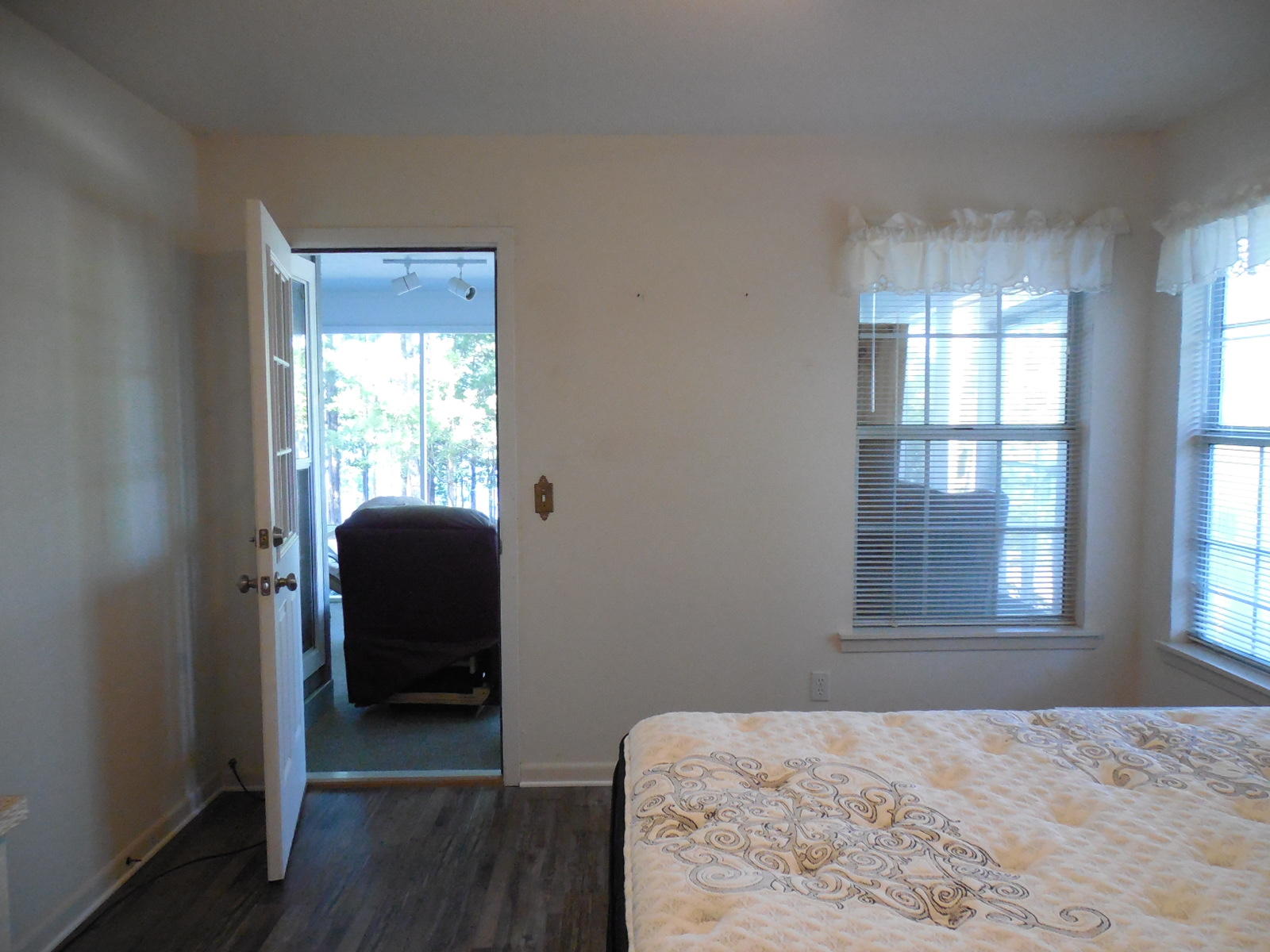 SPRING LAKE ESTATES - Residential