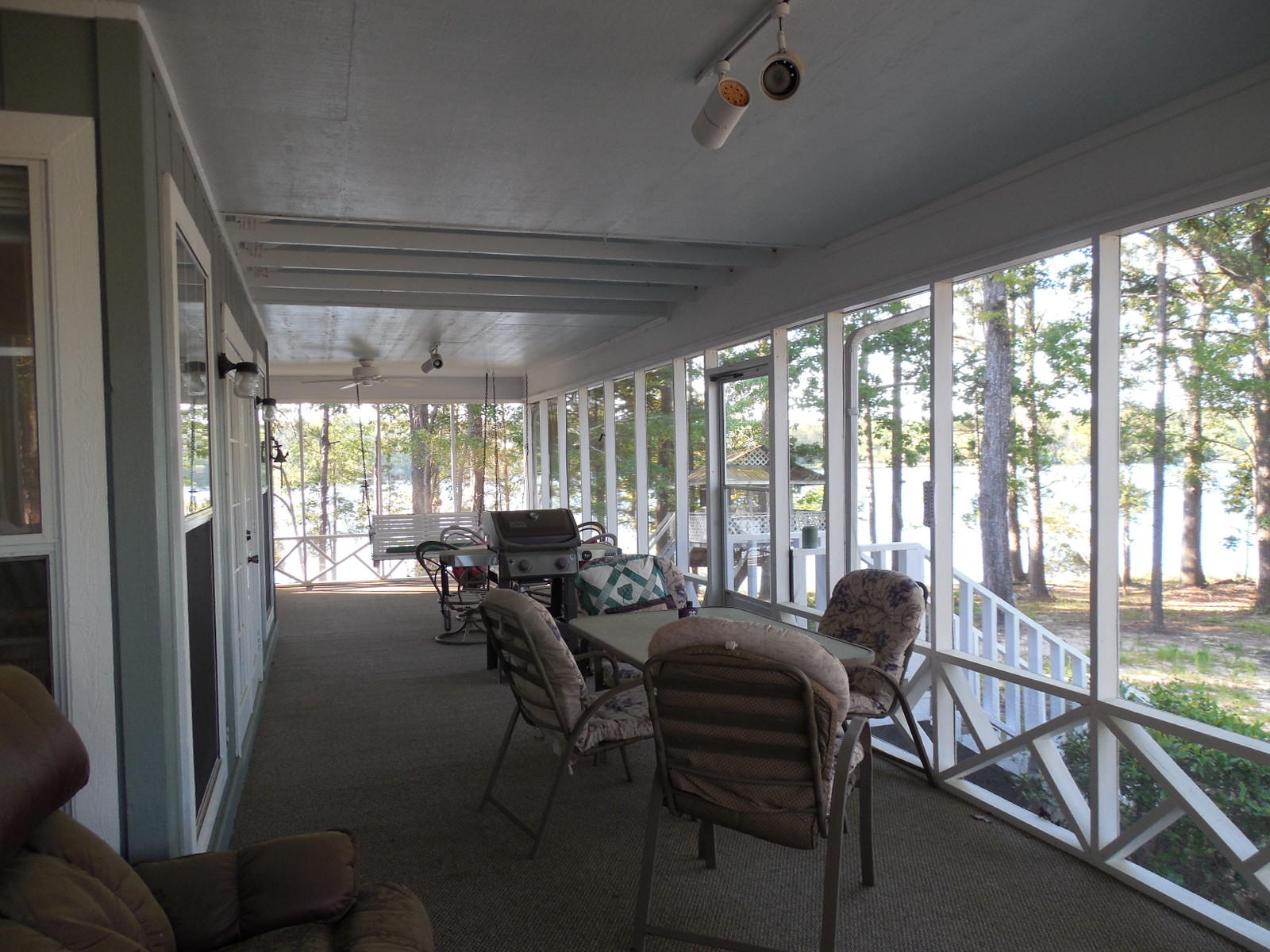 SPRING LAKE ESTATES - Residential