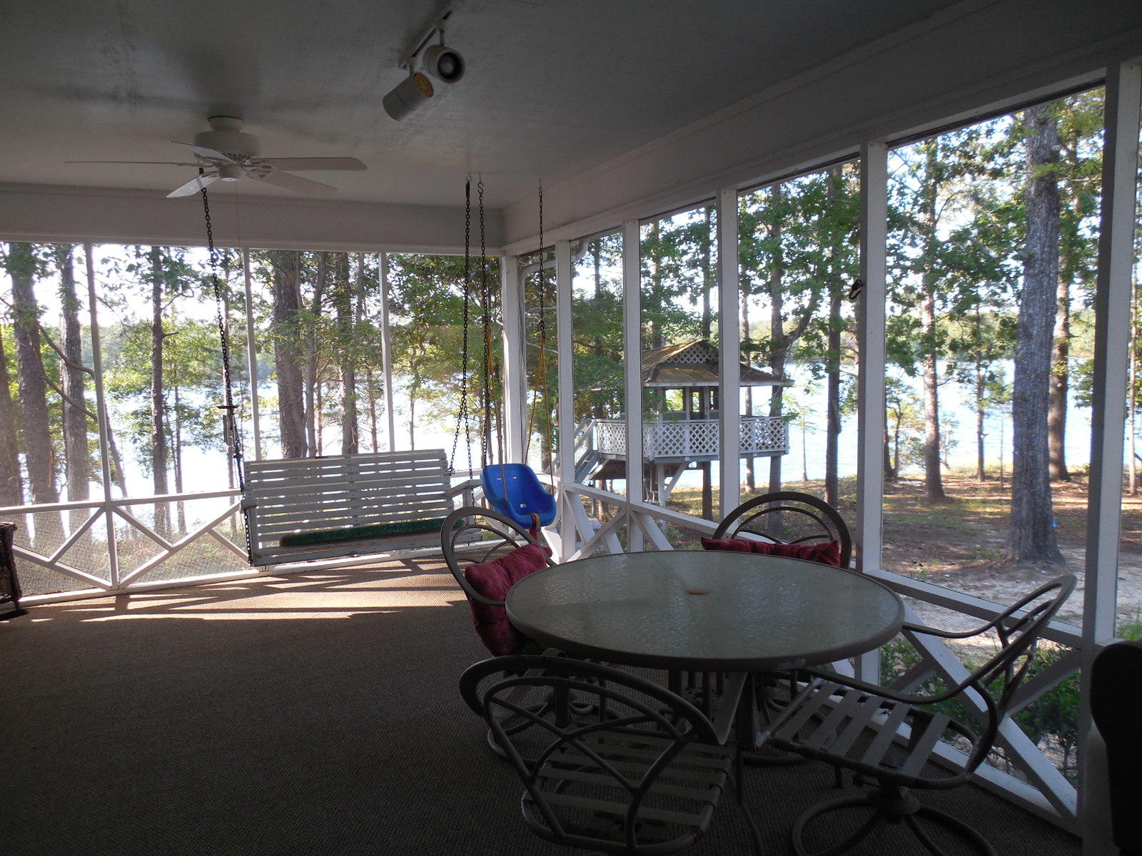 SPRING LAKE ESTATES - Residential