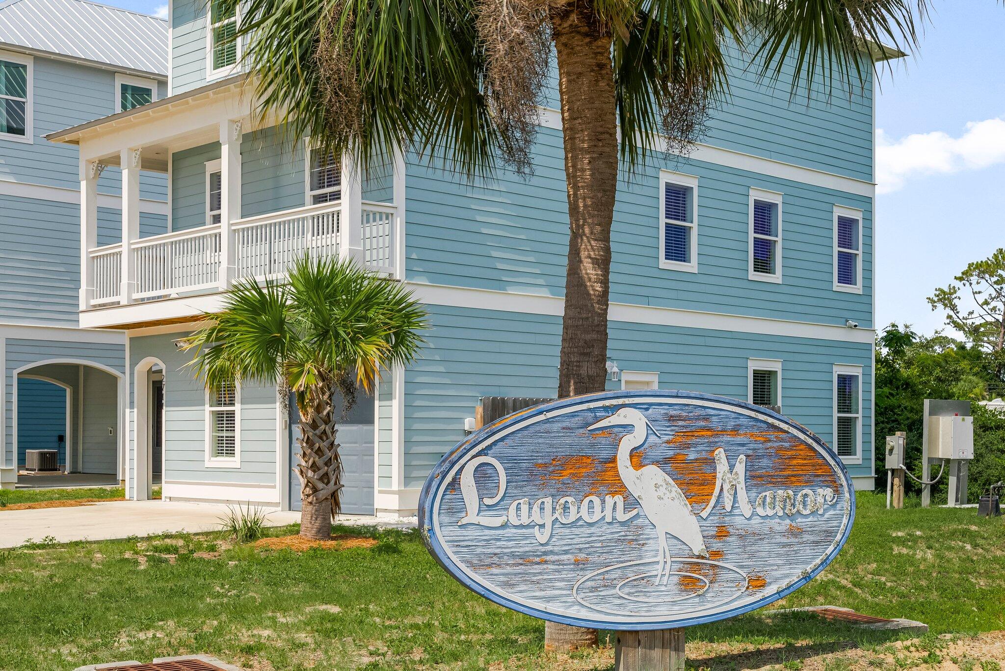 Lagoon Manor - Residential