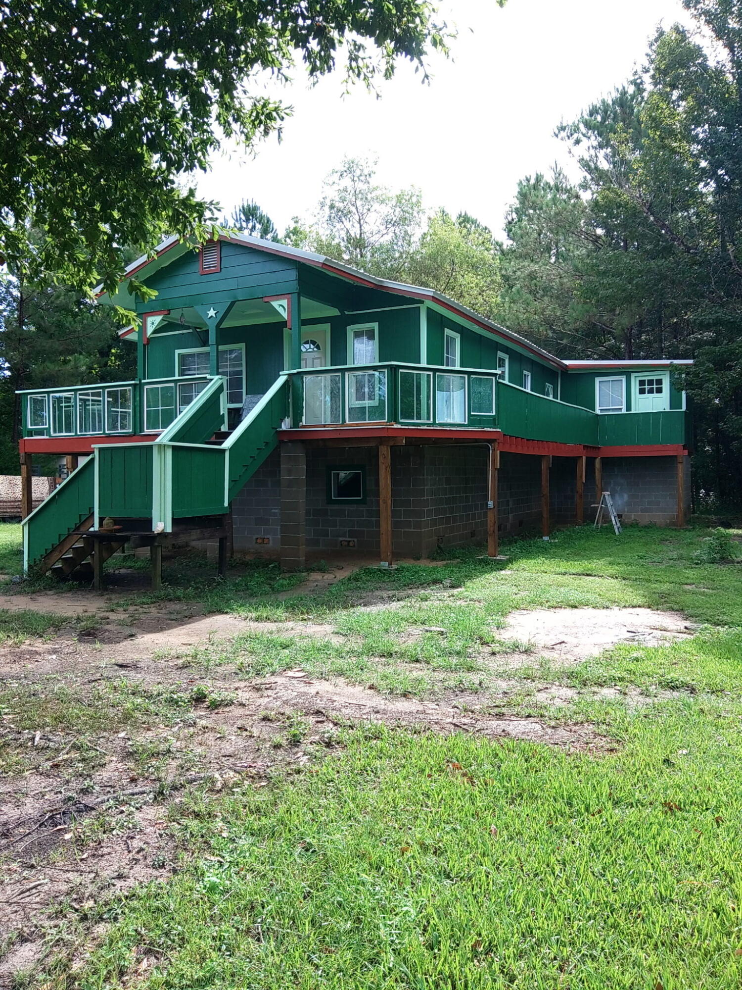 NO RECORDED SUBDIVISION - Residential