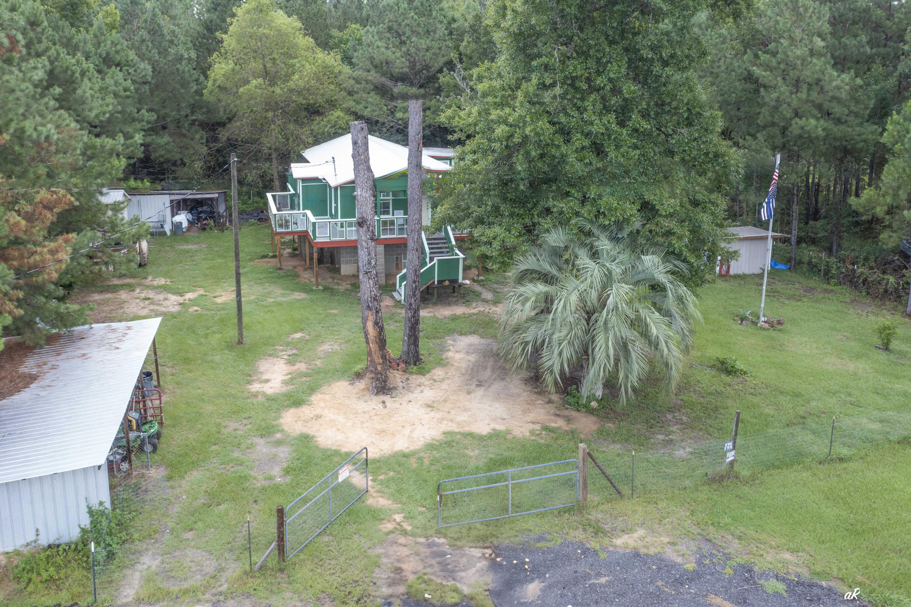 NO RECORDED SUBDIVISION - Residential