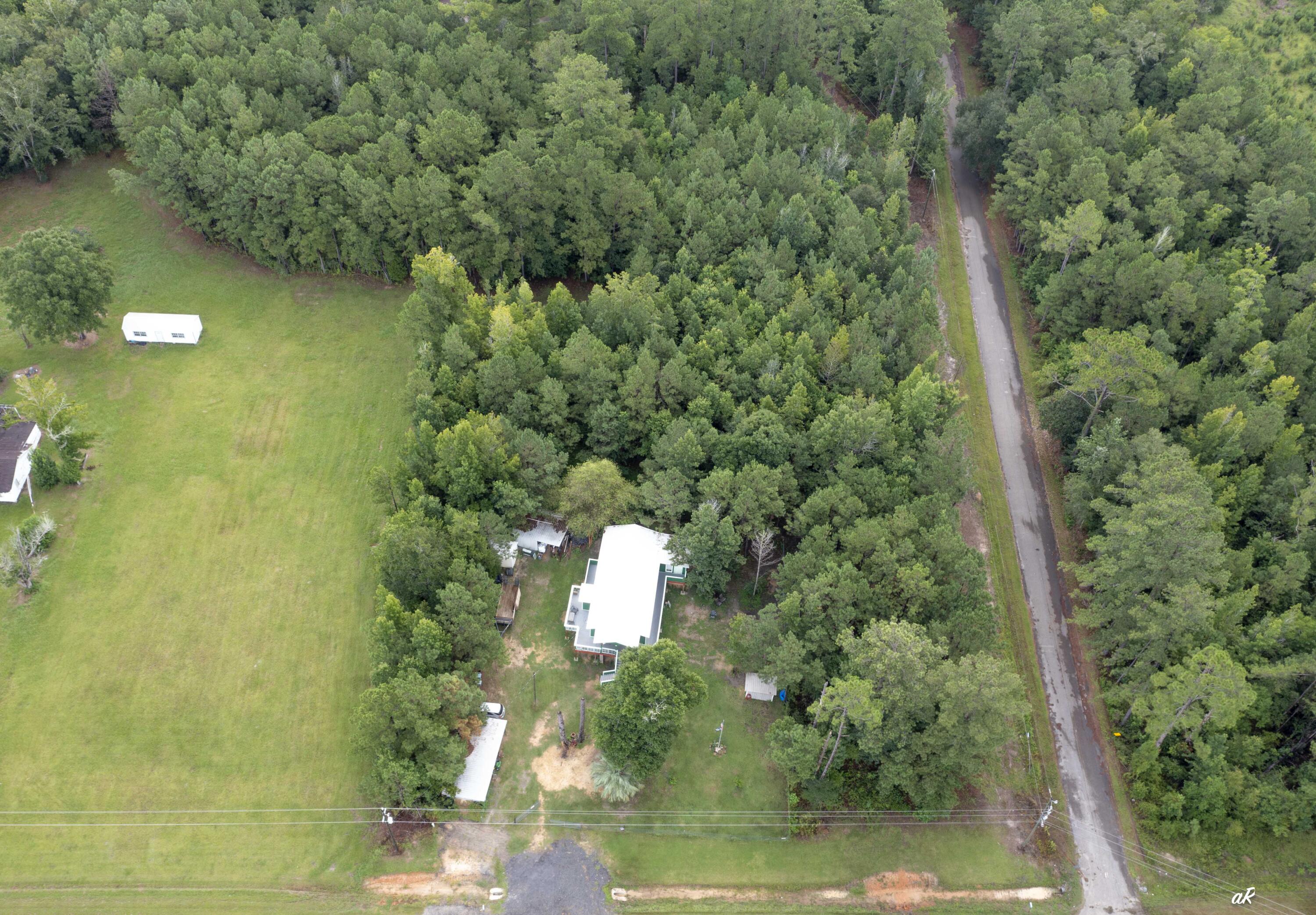 NO RECORDED SUBDIVISION - Residential