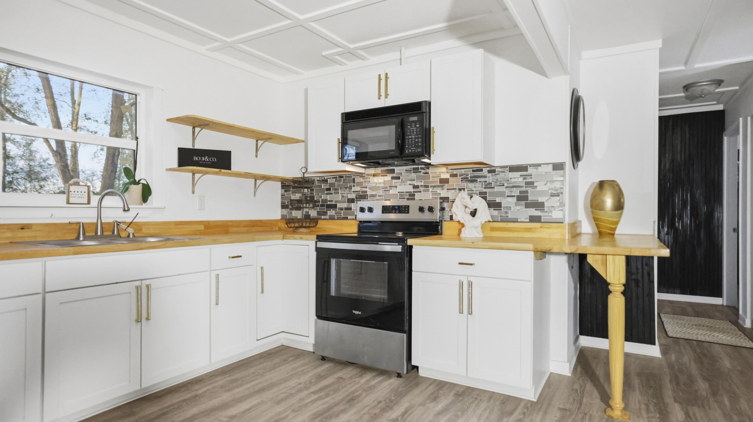 Hemlock/Woodlawn - Residential