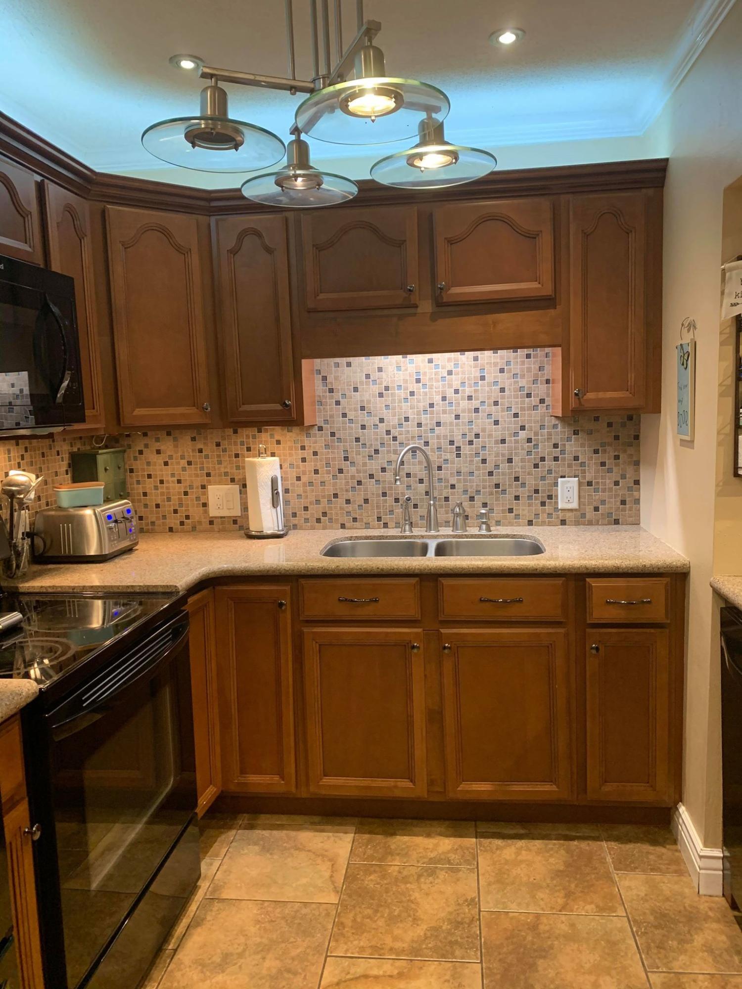 WINTHROP PLACE - Residential