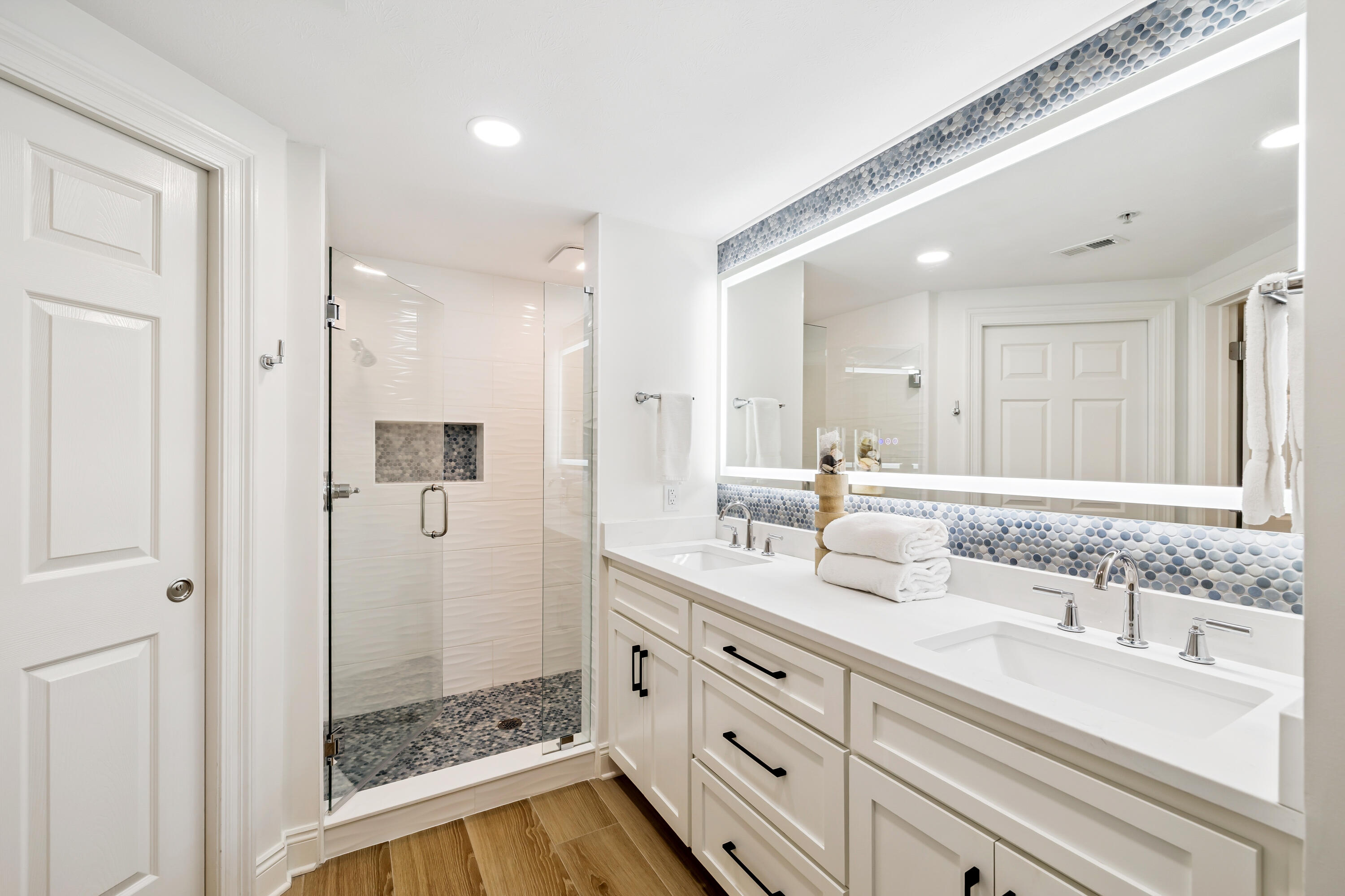 TREASURE ISLAND - Residential