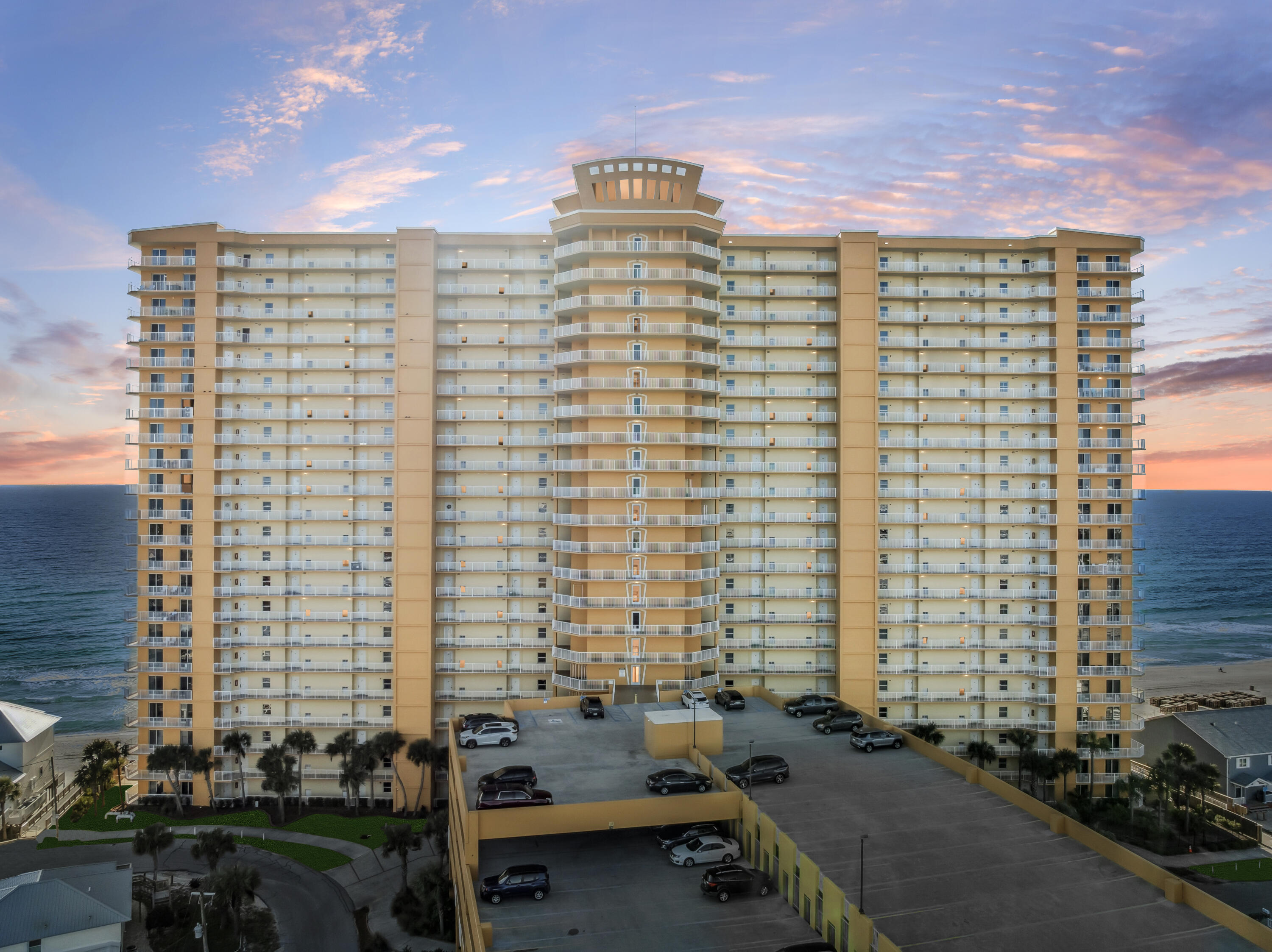 TREASURE ISLAND - Residential