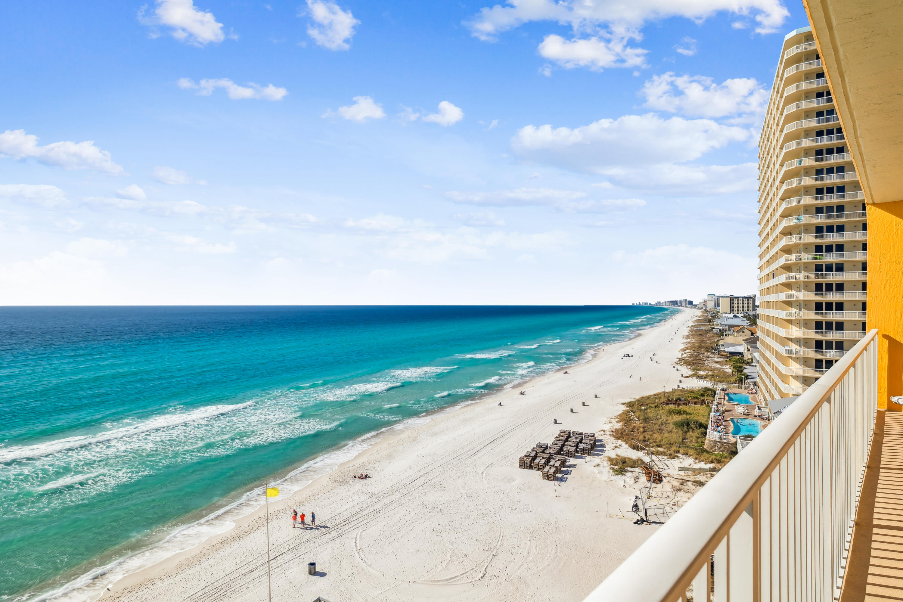 TREASURE ISLAND - Residential