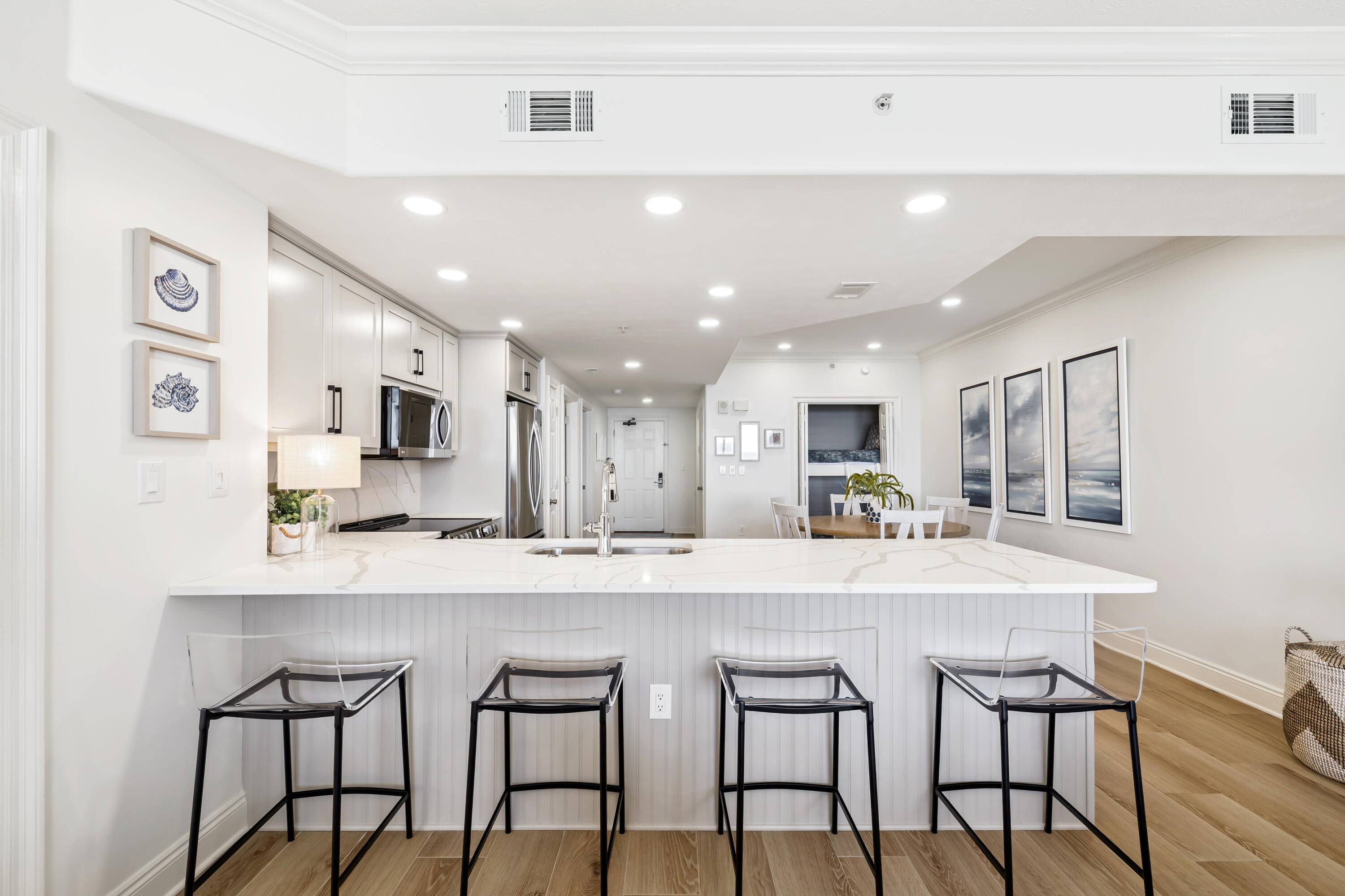 TREASURE ISLAND - Residential