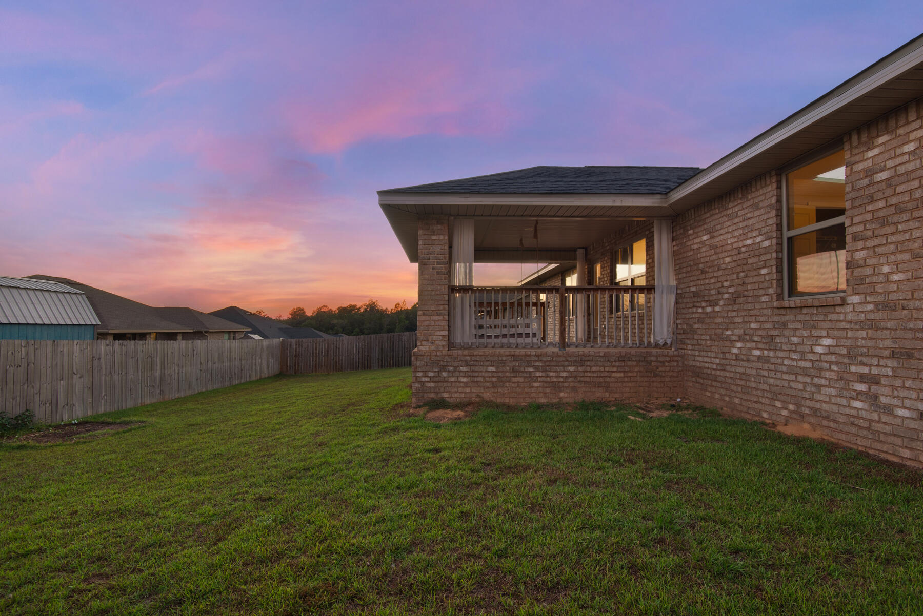 CHARLESTON PLACE - Residential