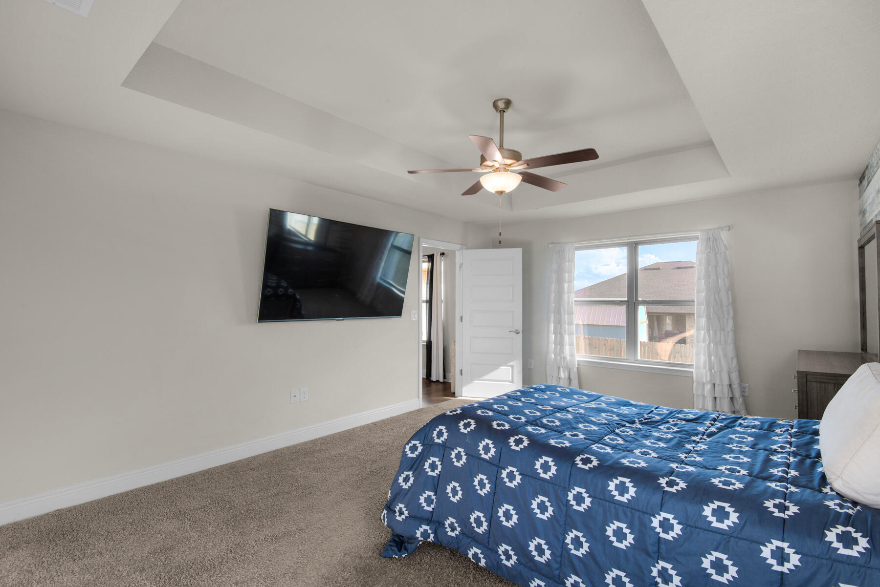 CHARLESTON PLACE - Residential