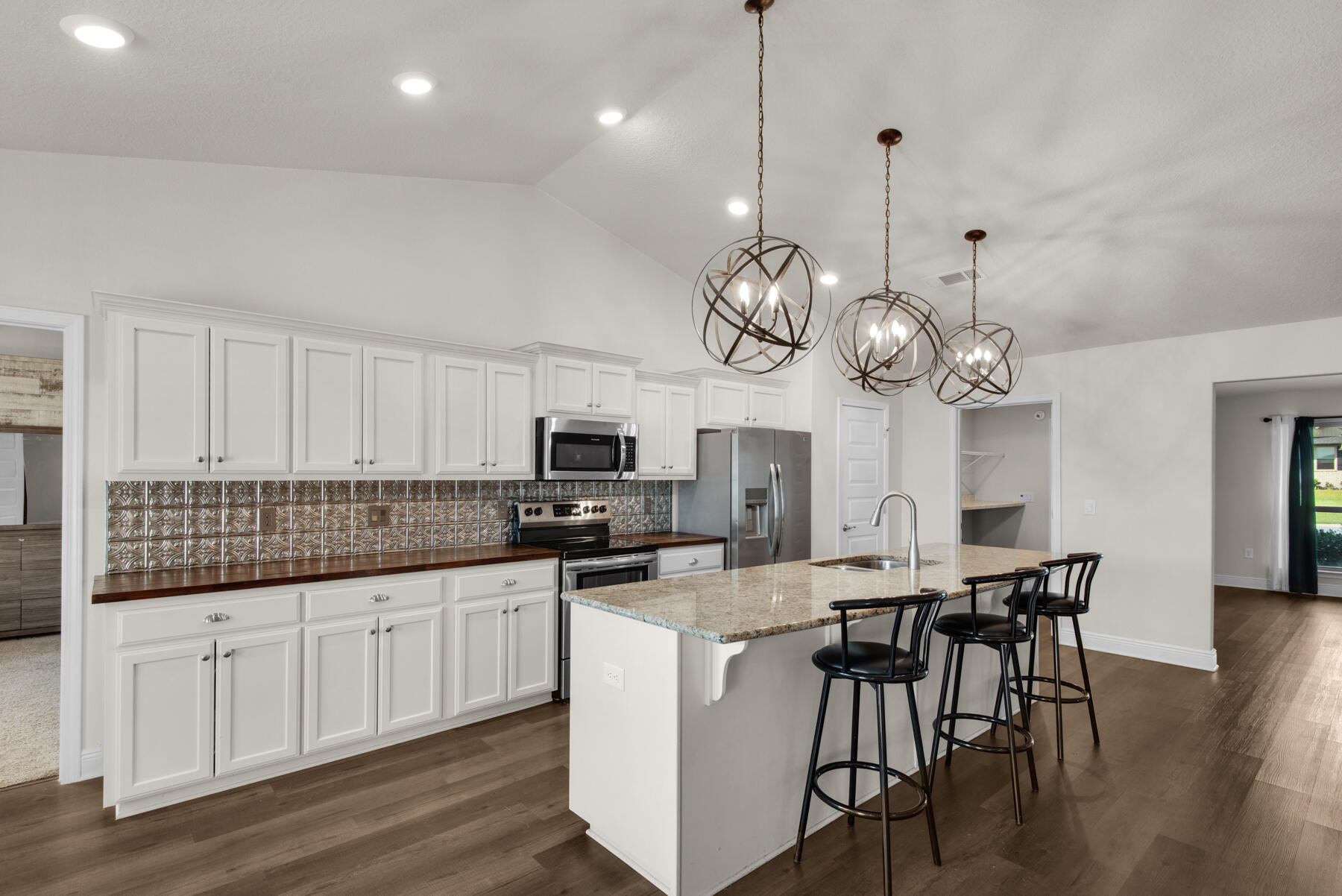 CHARLESTON PLACE - Residential