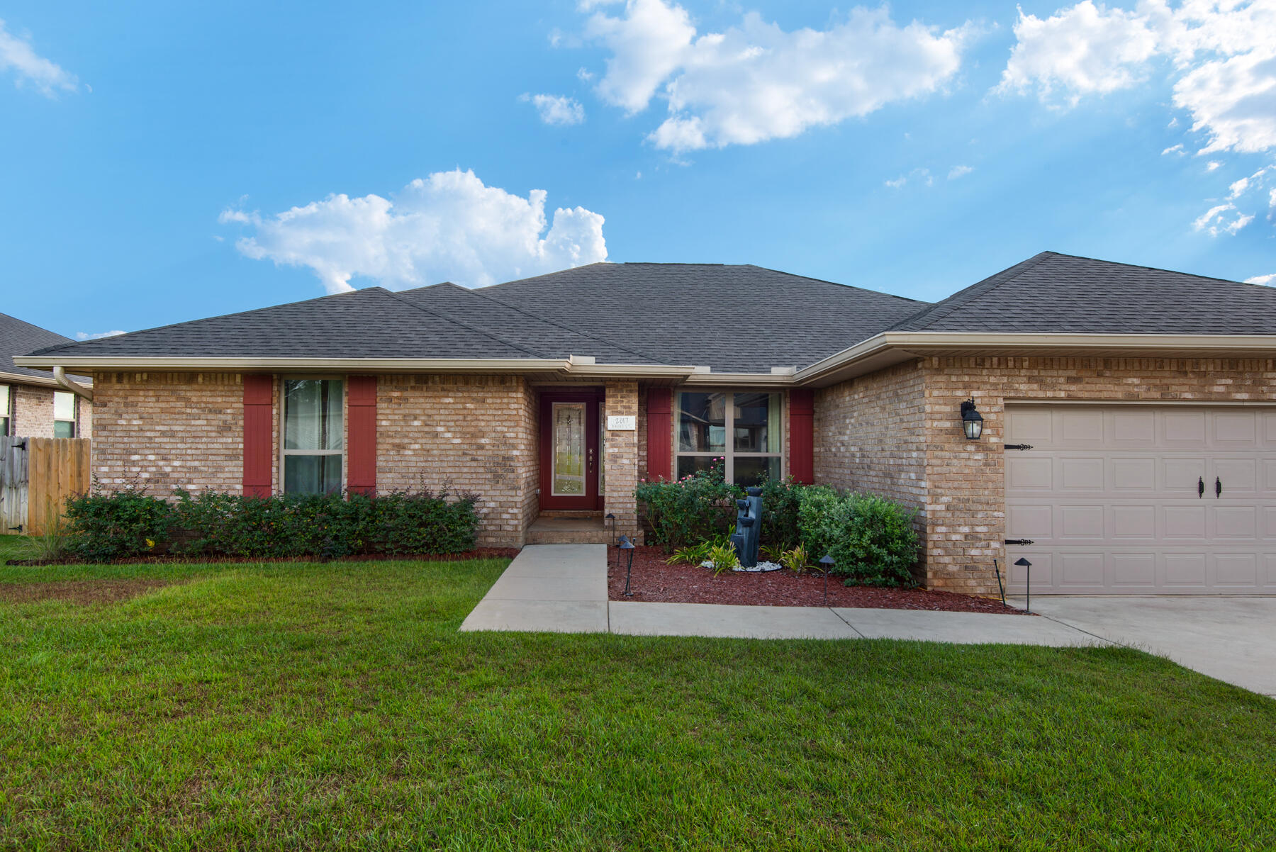 CHARLESTON PLACE - Residential