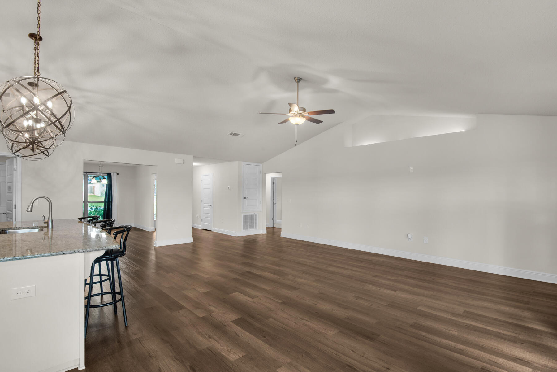 CHARLESTON PLACE - Residential