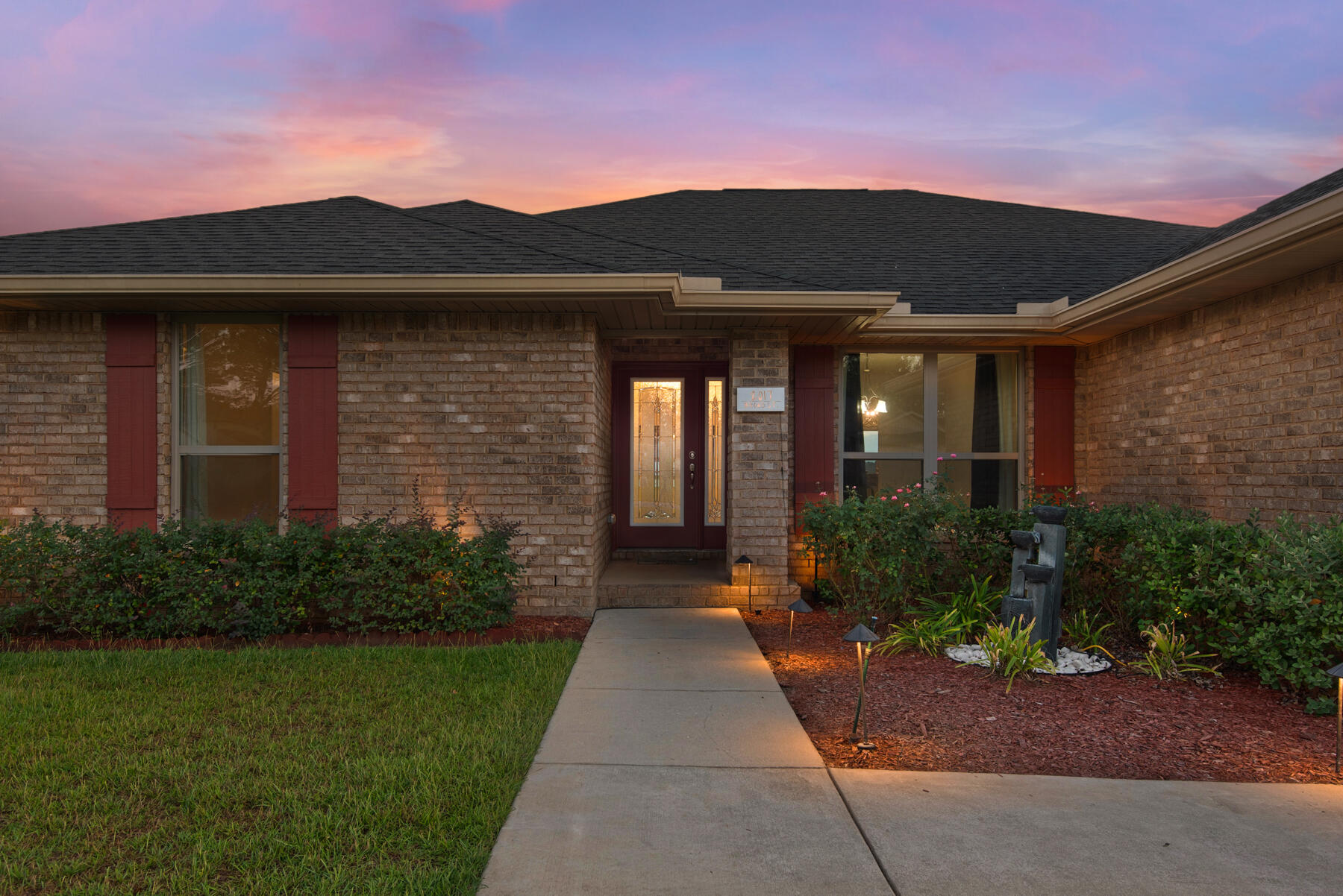 CHARLESTON PLACE - Residential