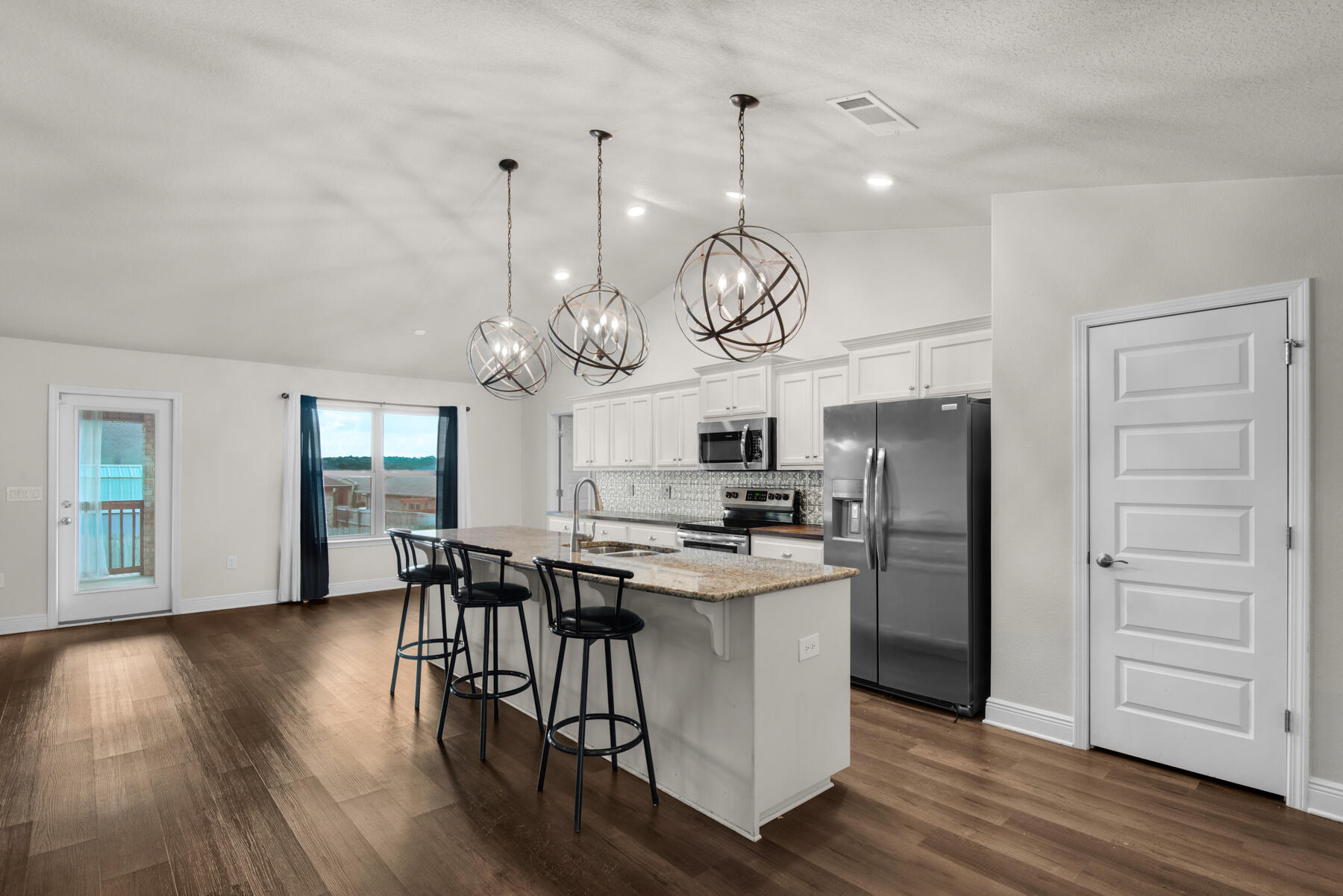 CHARLESTON PLACE - Residential