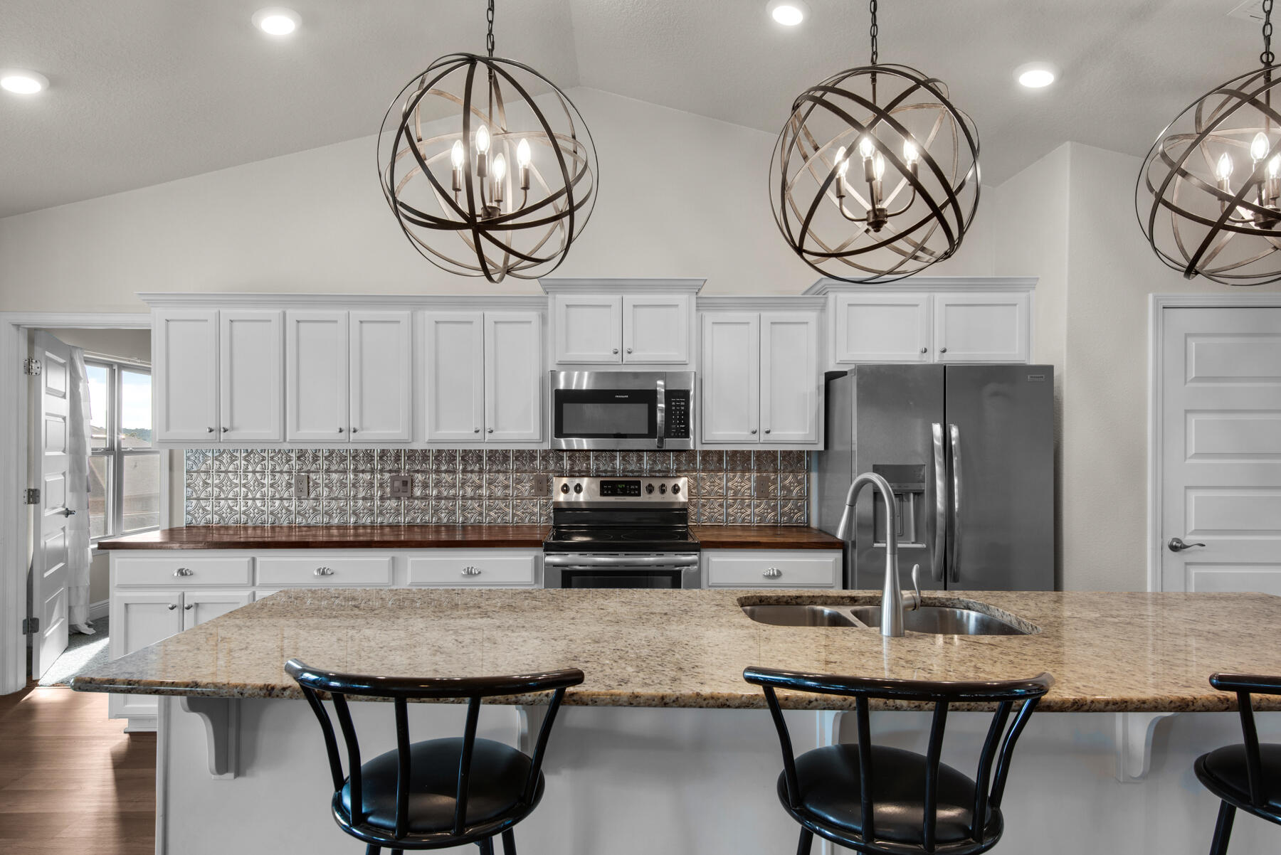 CHARLESTON PLACE - Residential