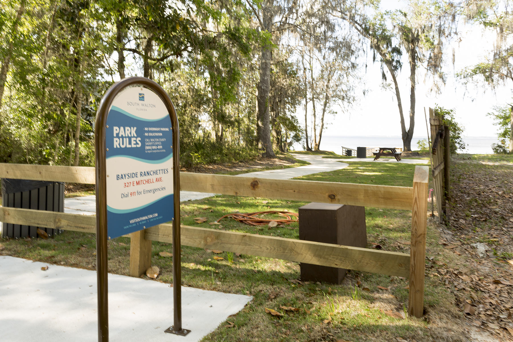 DAUGHETTES AMENDED - Land