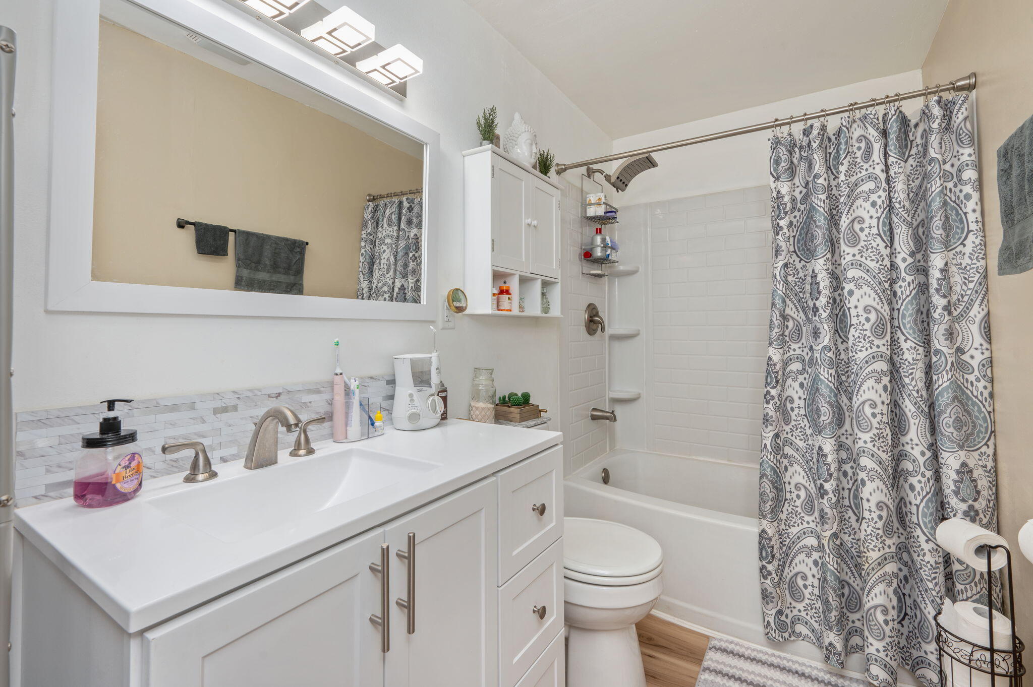 OAKWOOD HILLS UNIT 3 - Residential