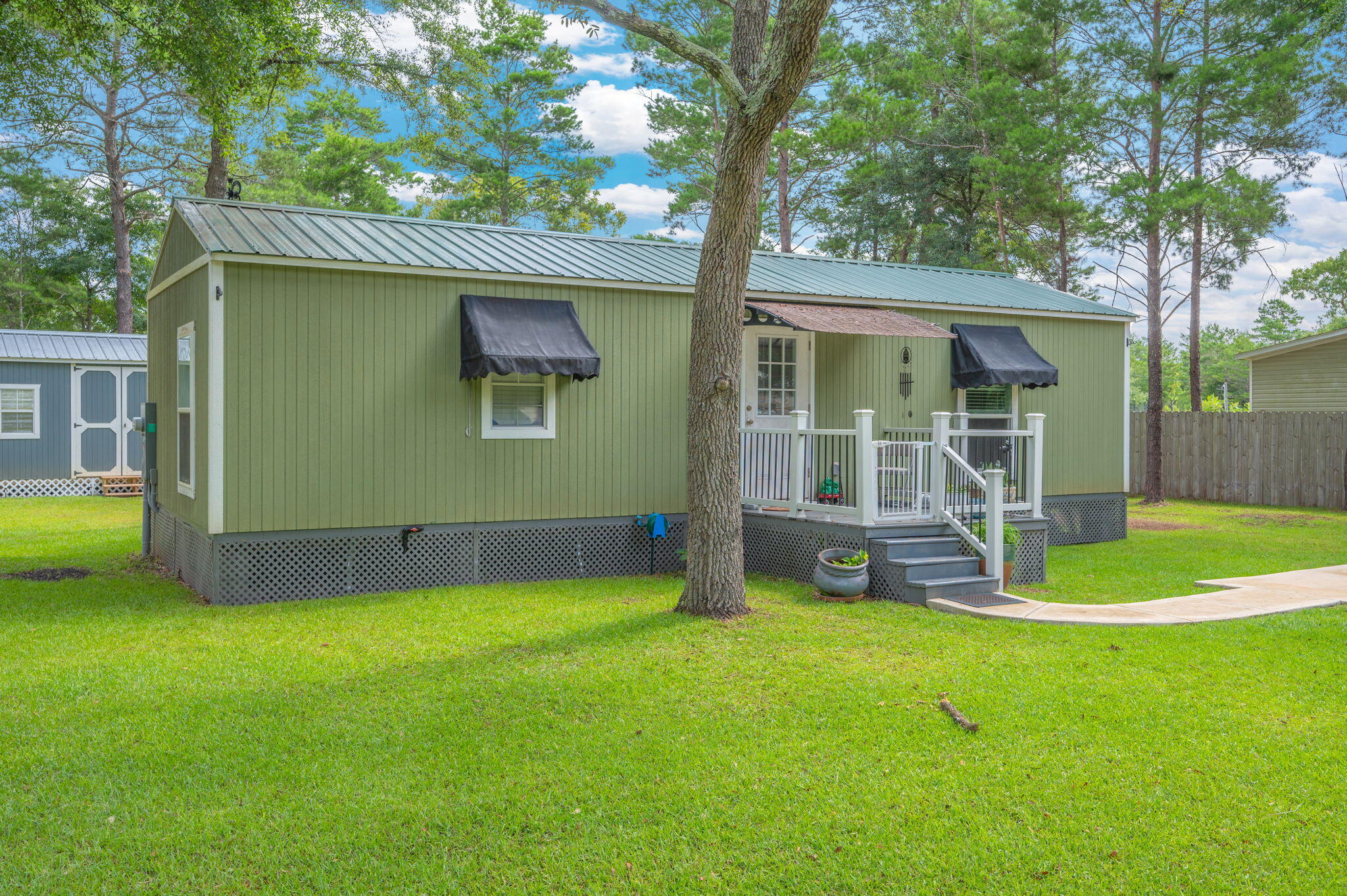 OAKWOOD HILLS UNIT 3 - Residential