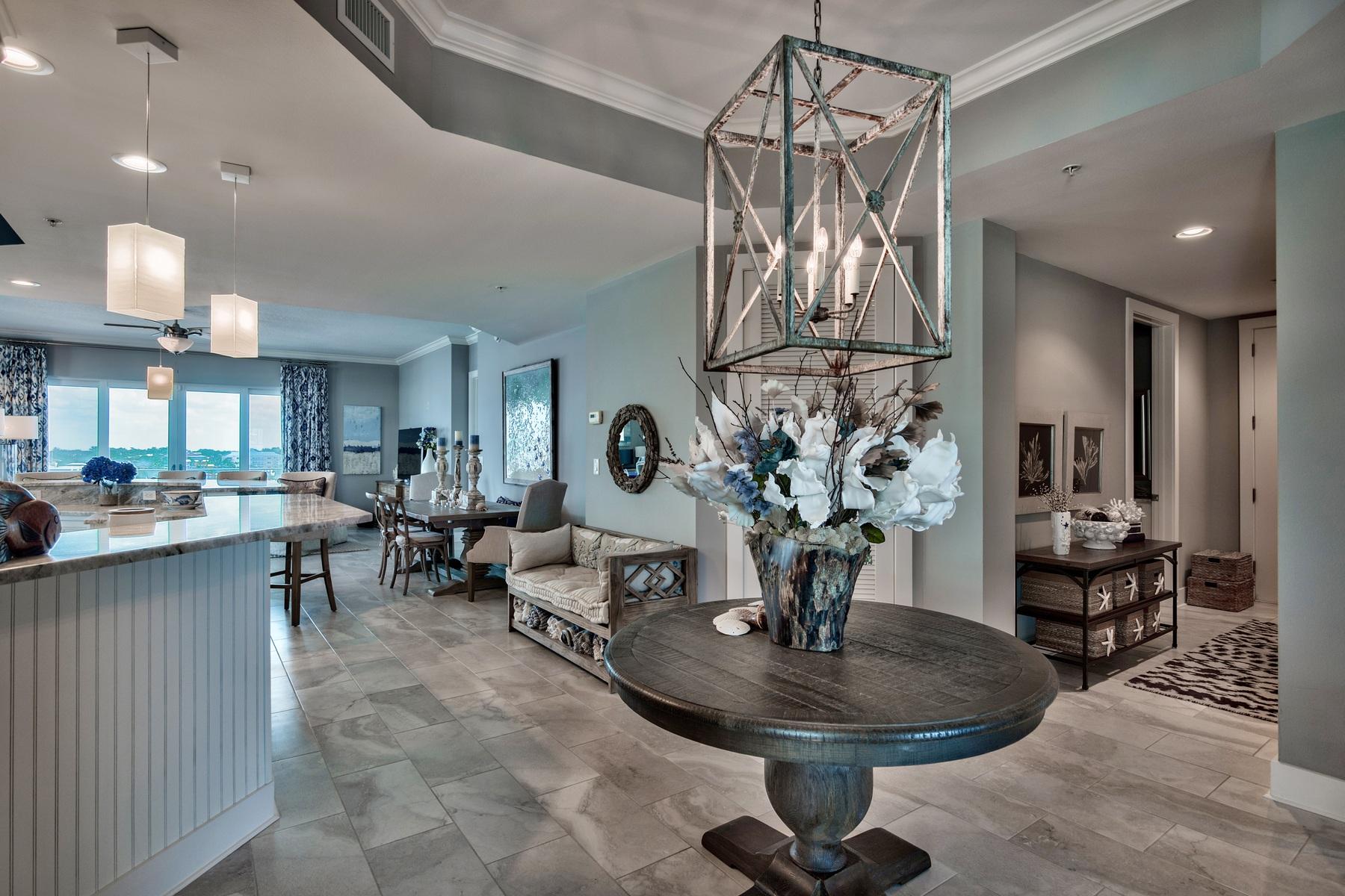 HARBOR LIGHTS - Residential