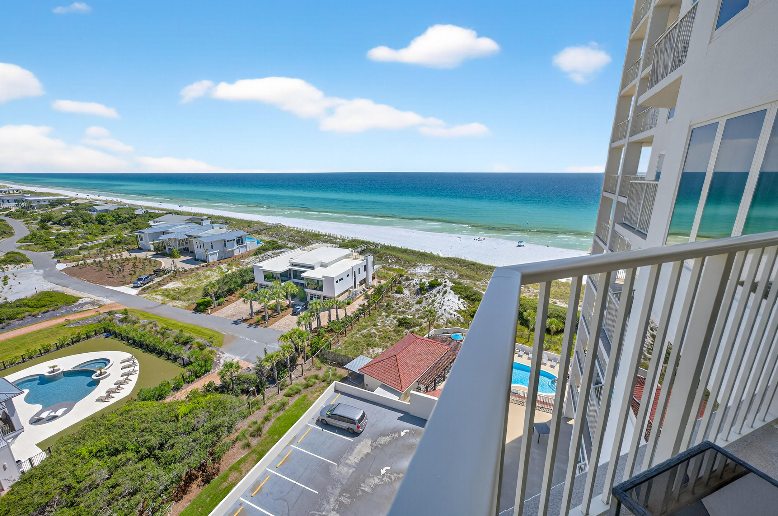 TOPS'L BEACH MANOR - Residential