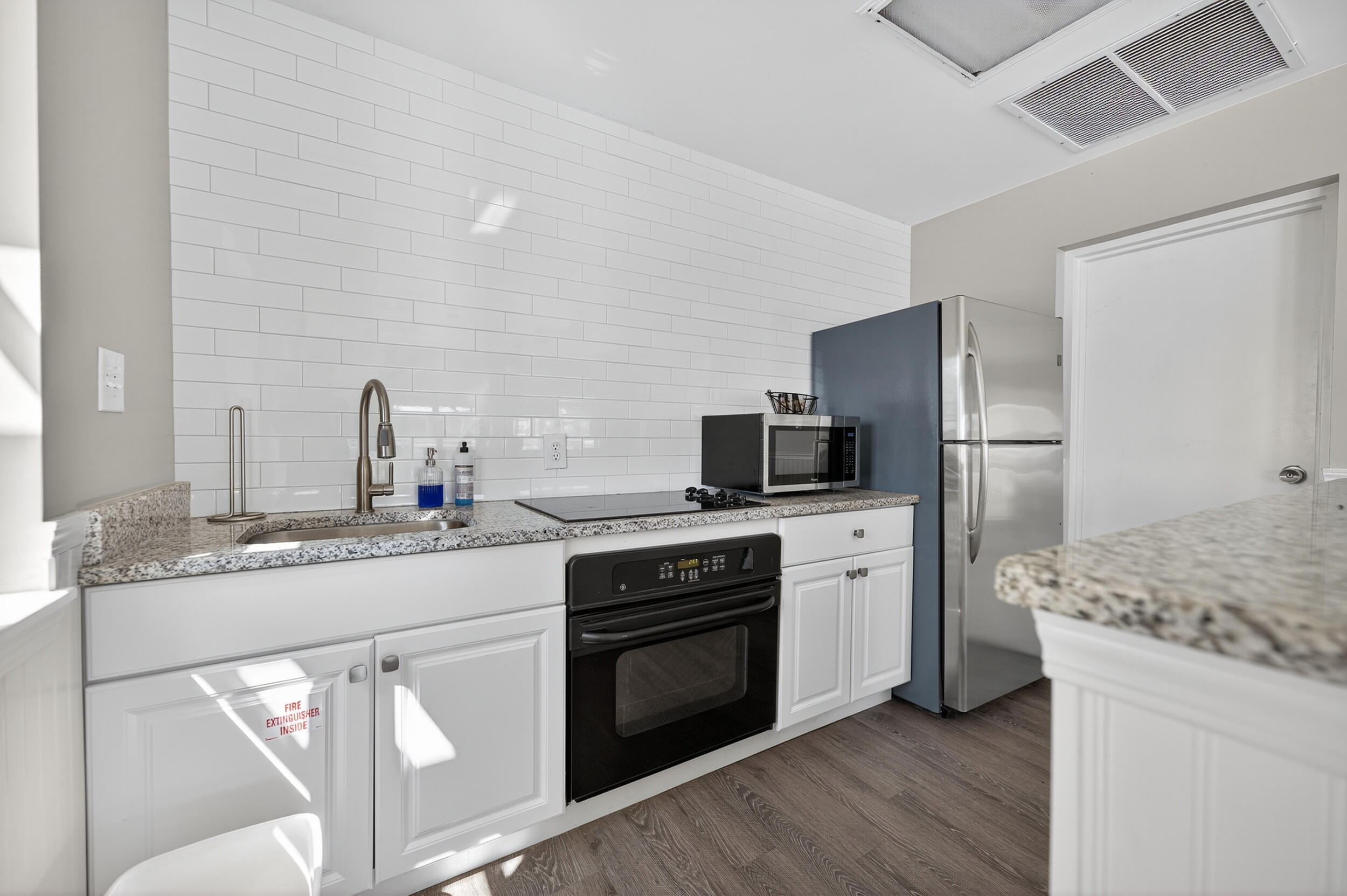 TOPS'L BEACH MANOR - Residential