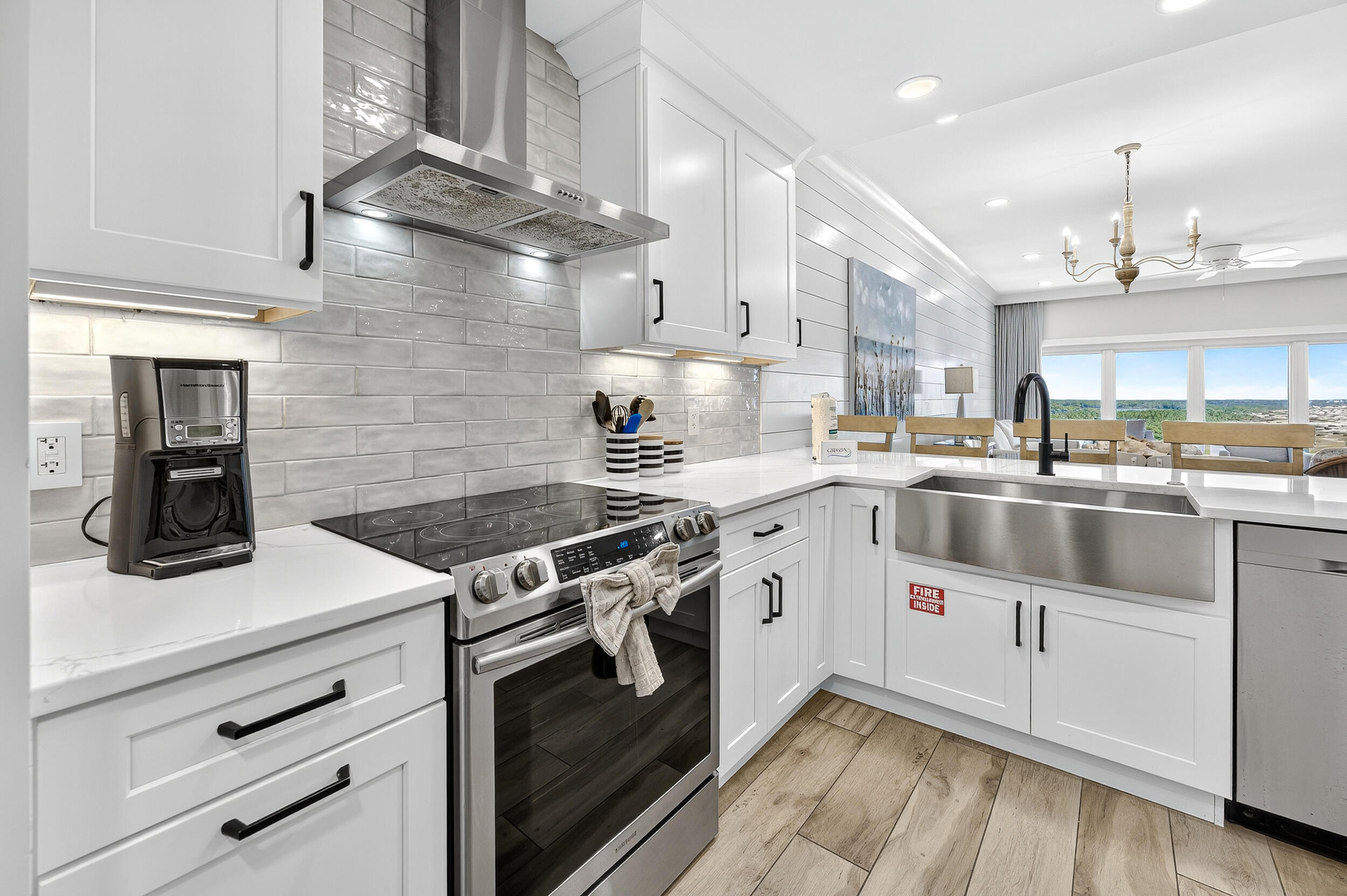 TOPS'L BEACH MANOR - Residential