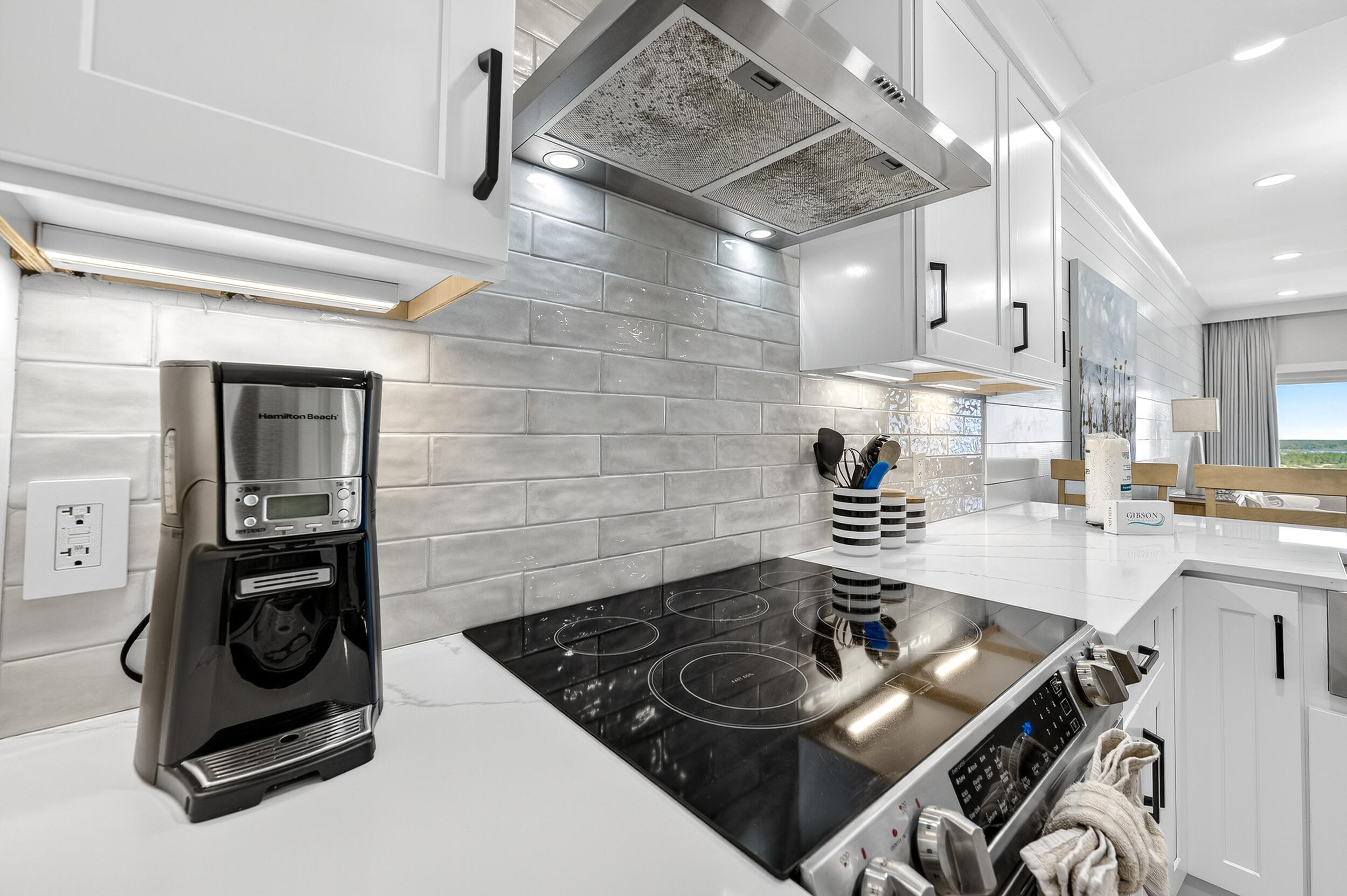 TOPS'L BEACH MANOR - Residential