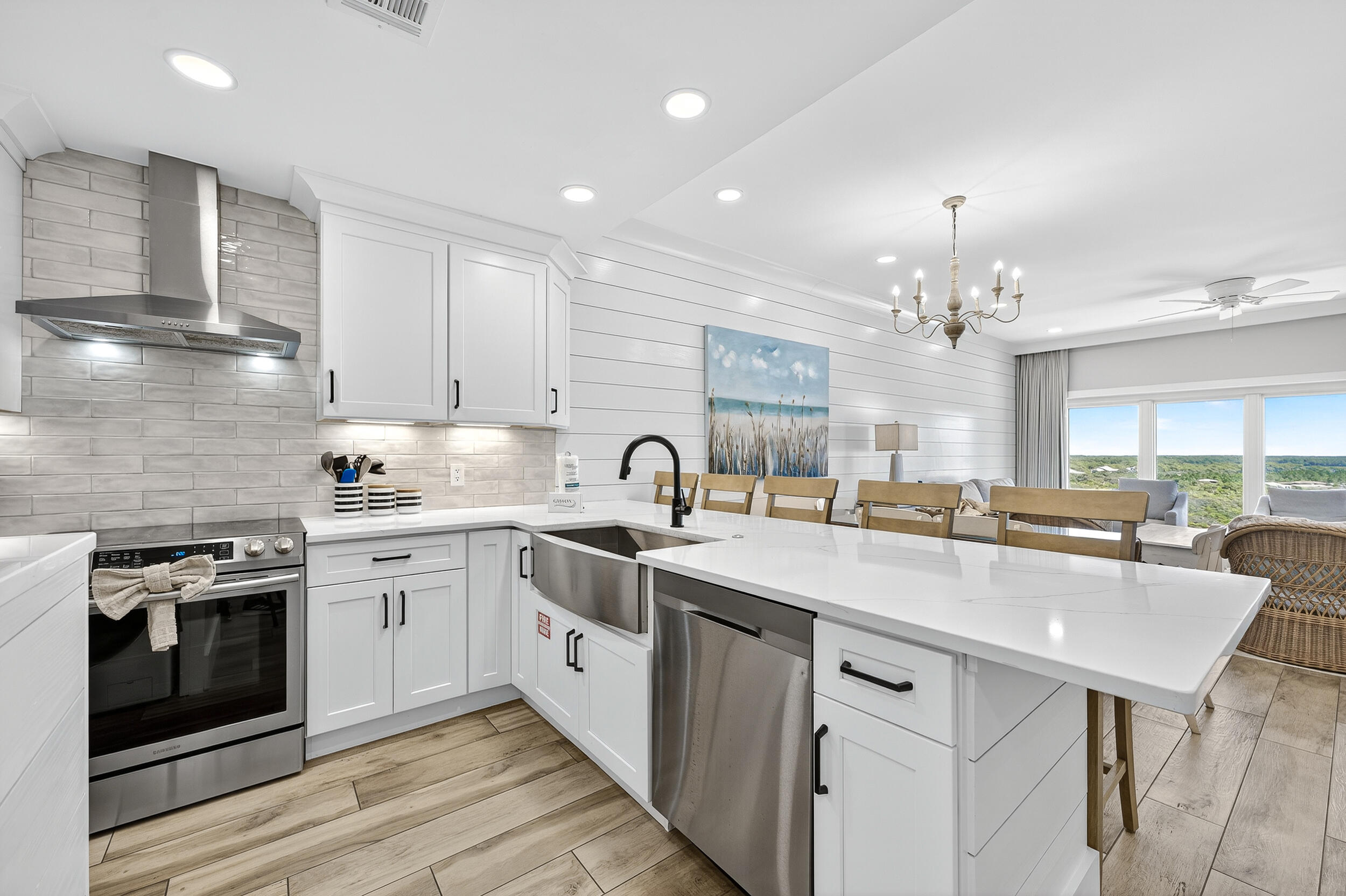 TOPS'L BEACH MANOR - Residential