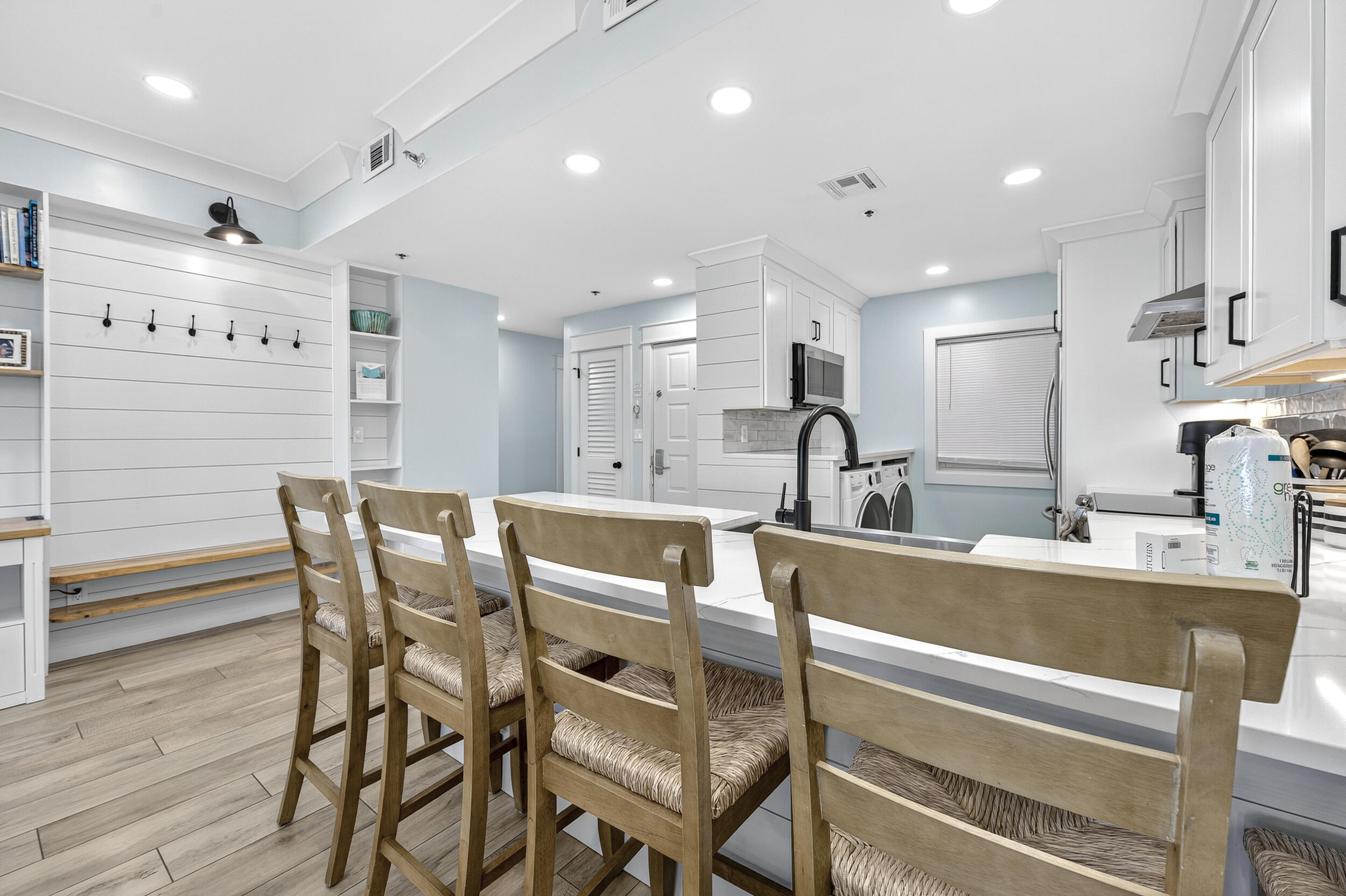 TOPS'L BEACH MANOR - Residential