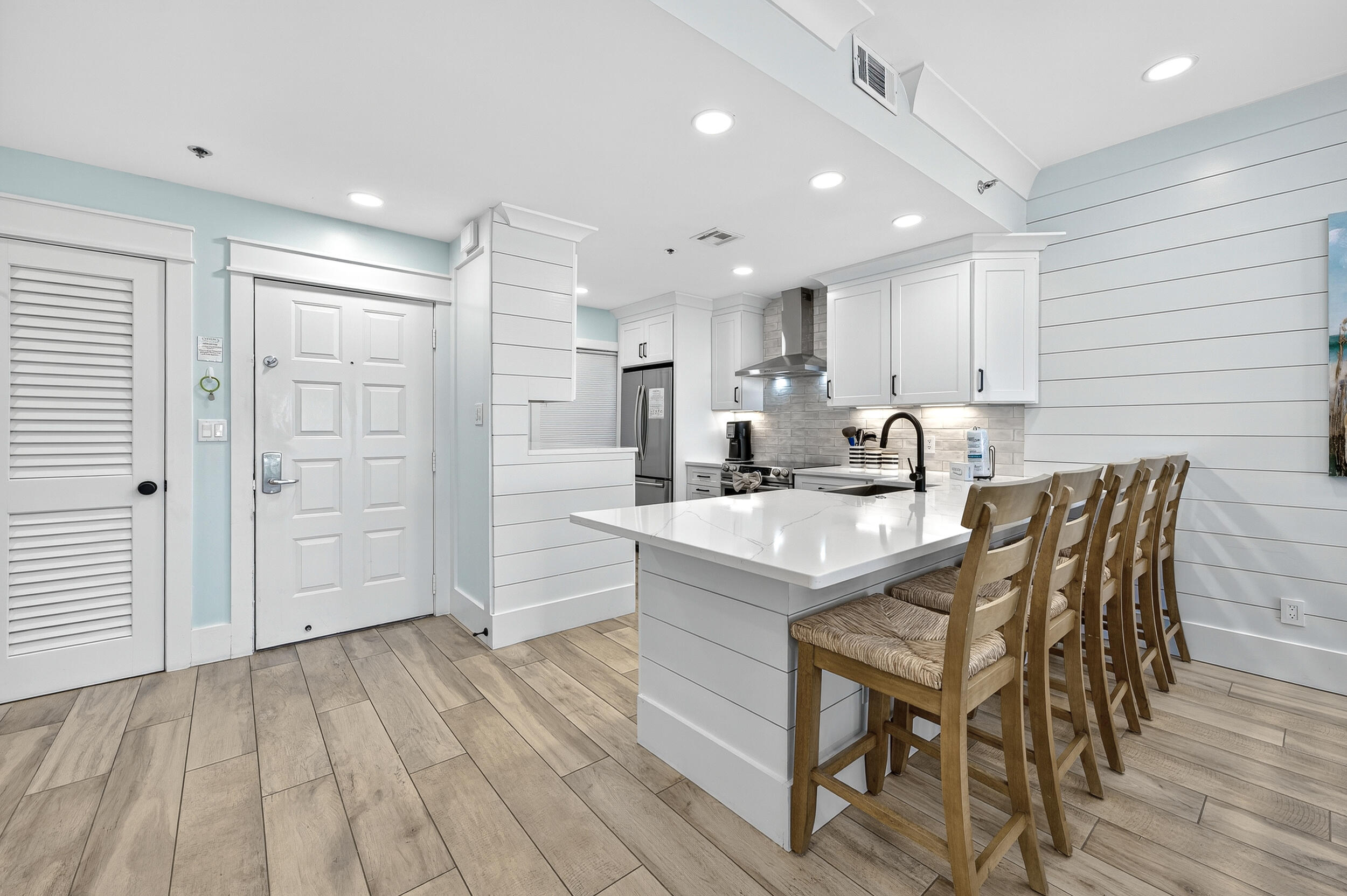 TOPS'L BEACH MANOR - Residential