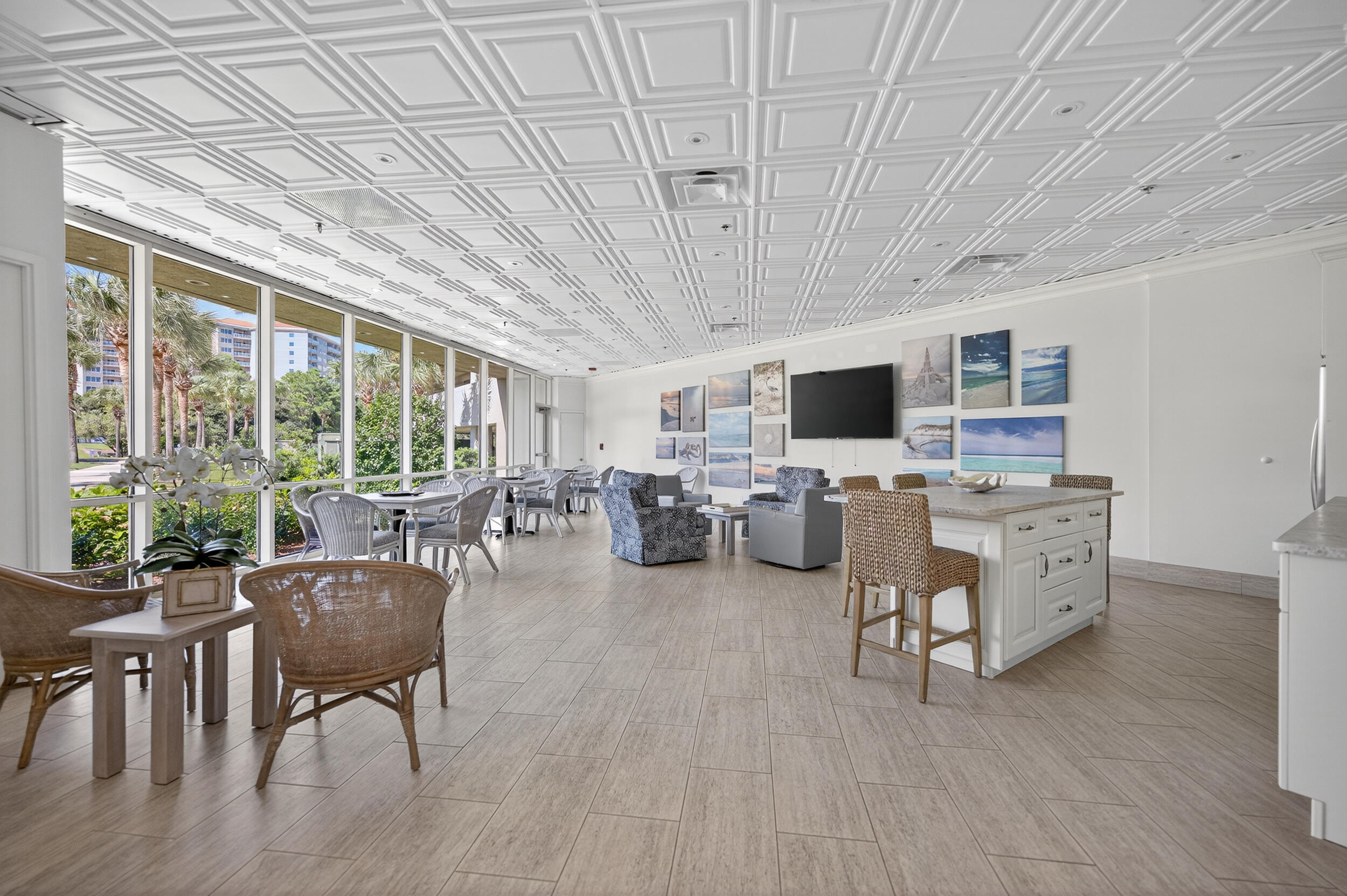 TOPS'L BEACH MANOR - Residential