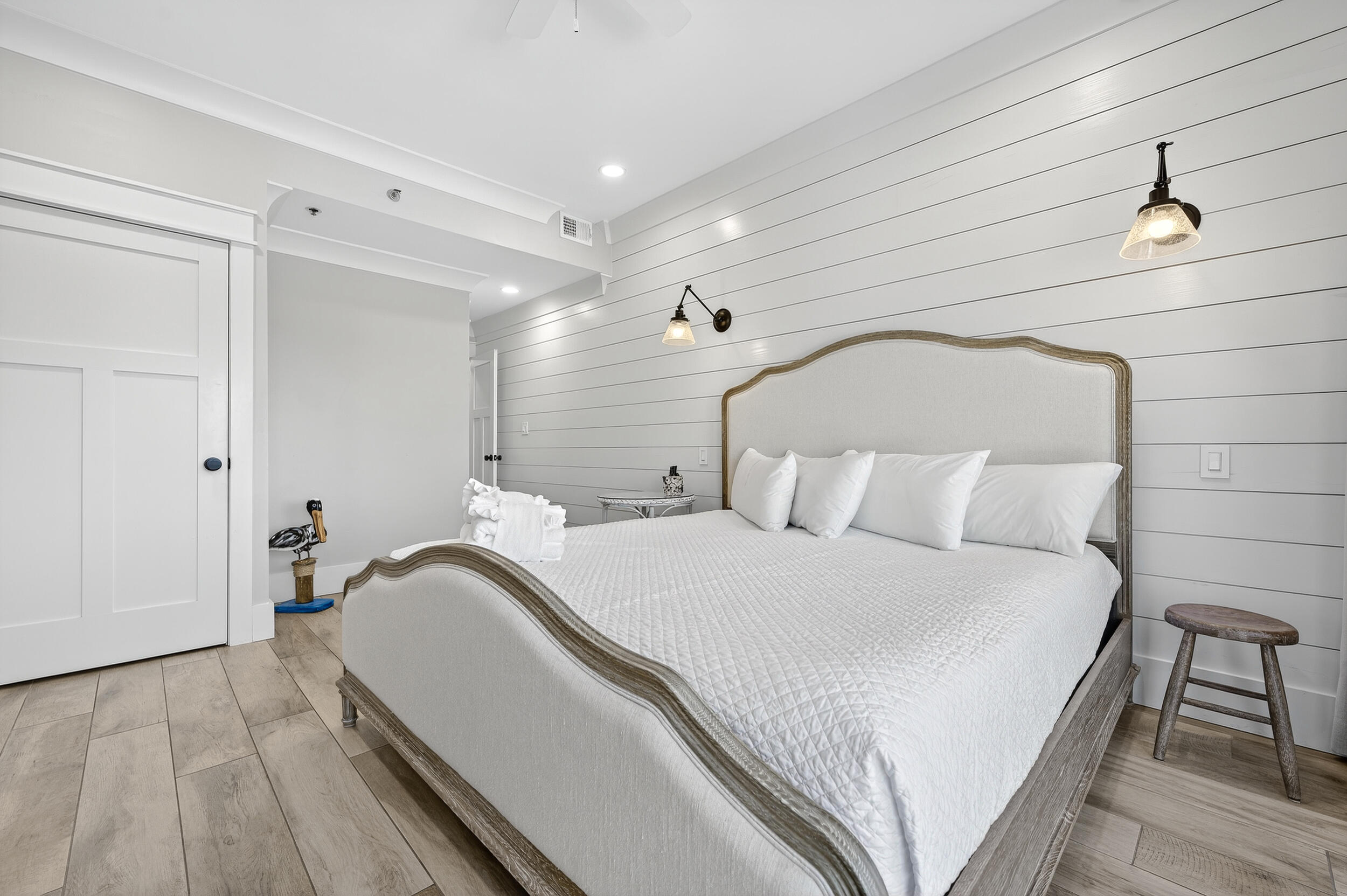 TOPS'L BEACH MANOR - Residential