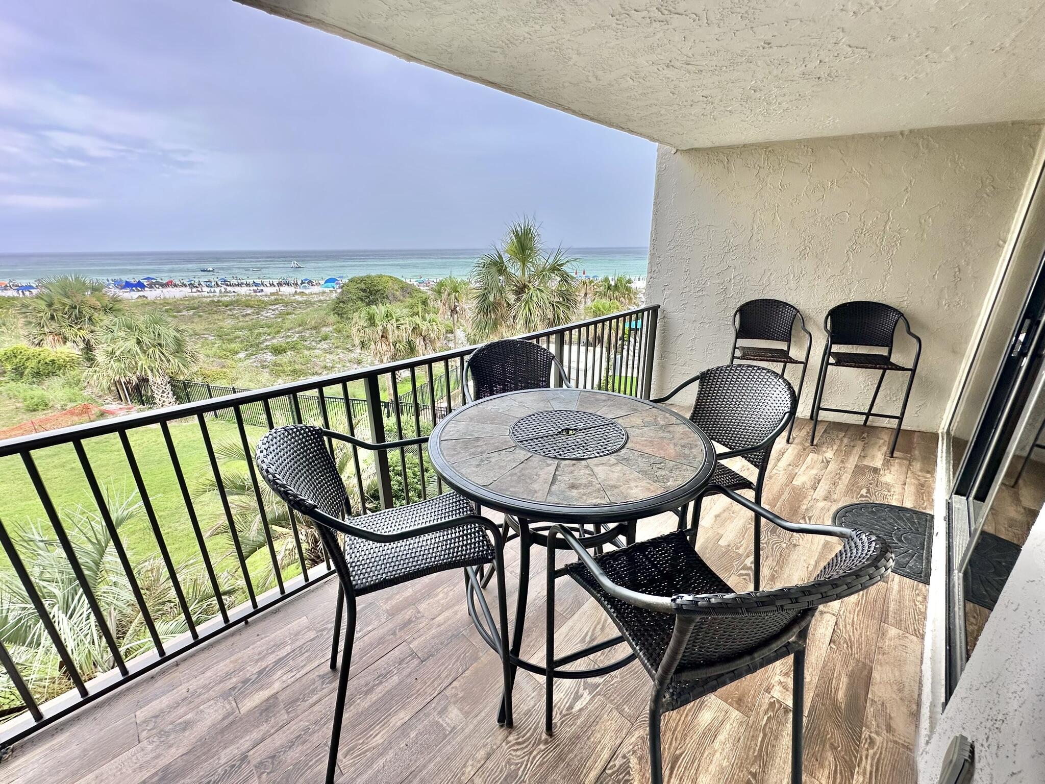 BEACHSIDE ONE - Residential