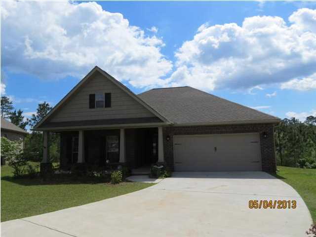 Available 09/05/2016....Highly desirable Rolling Ridge is South of I-10 and features a home that is in great condition. Enter into the beautiful wood floor foyer that has a 3/2 floor plan with a bonus room that can be used as an office , study, workout room or gaming room. Home is located in a cul-de-sac with back yard privacy. Large open concept floor plan boasts a spacious kitchen with dining room, breakfast bar and newer appliances. Vaulted ceilings in the living room with custom paint throughout. Additional bedrooms are spacious for furniture sets. Large laundry and 2 car garage. The master bedroom has room for a sitting area and large walk in closet. The master bath has a garden tub, double vanity, separate shower and plenty of storage space. Manicured and mature flowerbeds.