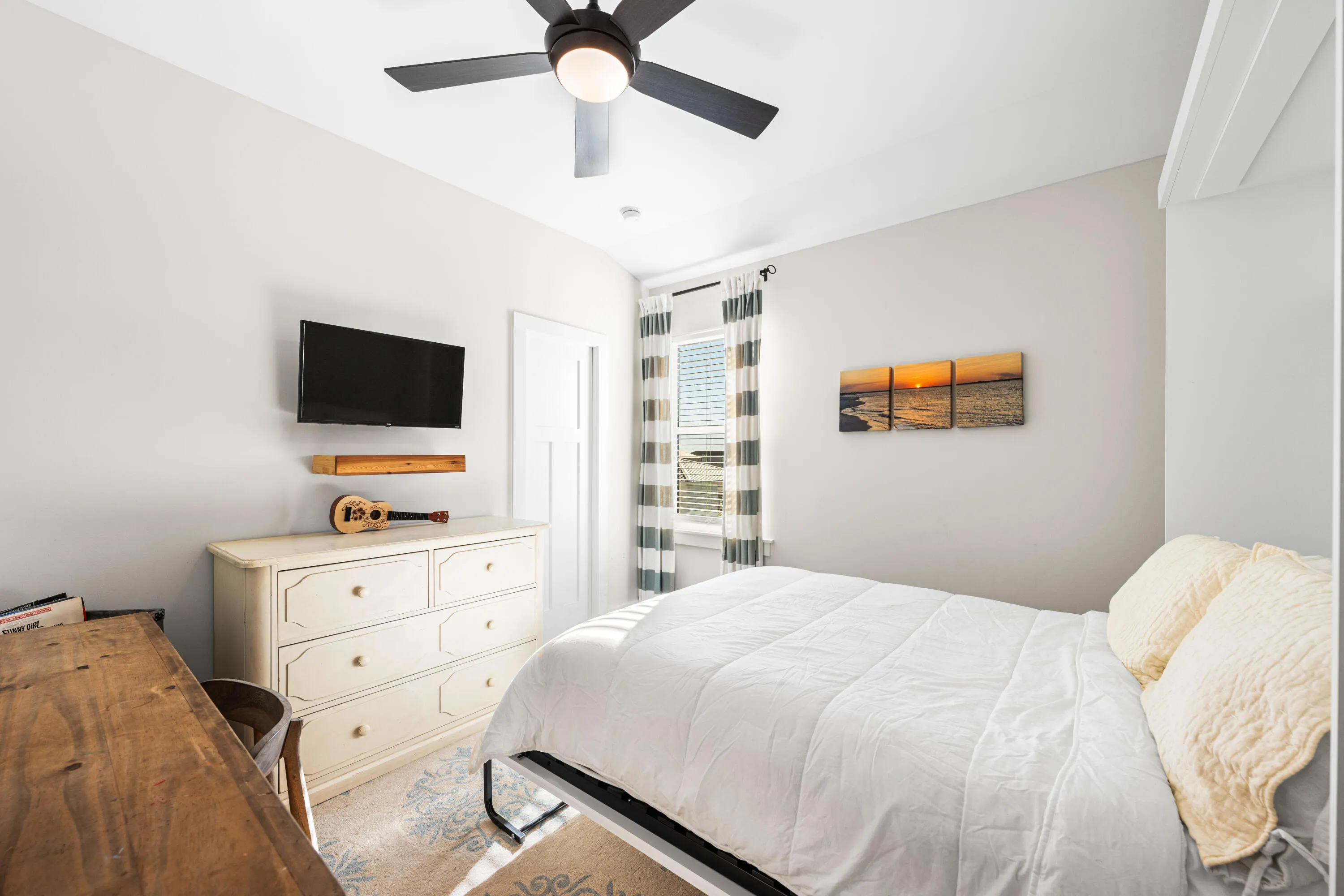 Navarre, Florida 32566, United States, 4 Bedrooms Bedrooms, ,4 BathroomsBathrooms,Residential,Active,79369