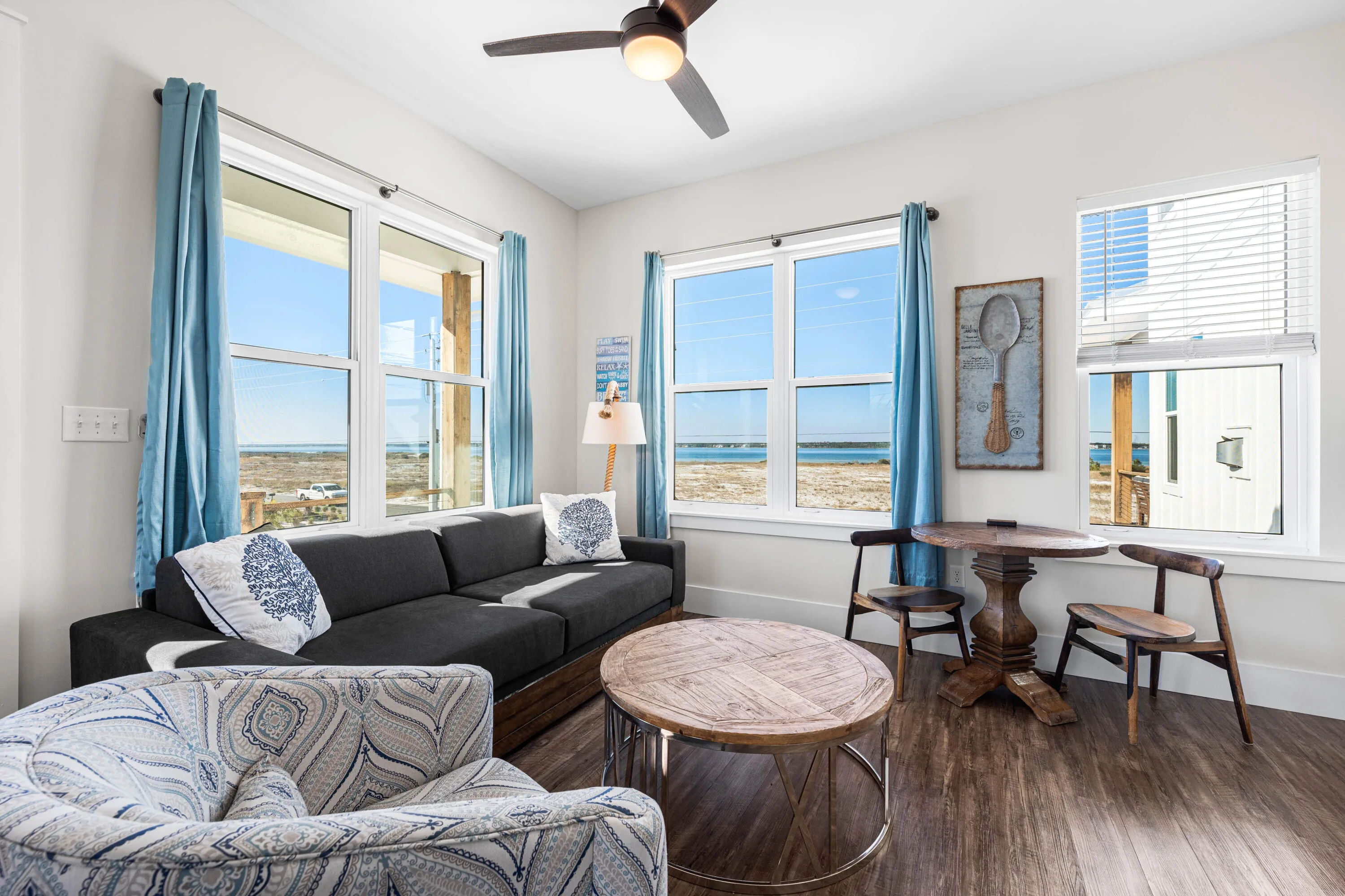 Navarre, Florida 32566, United States, 4 Bedrooms Bedrooms, ,4 BathroomsBathrooms,Residential,Active,79369