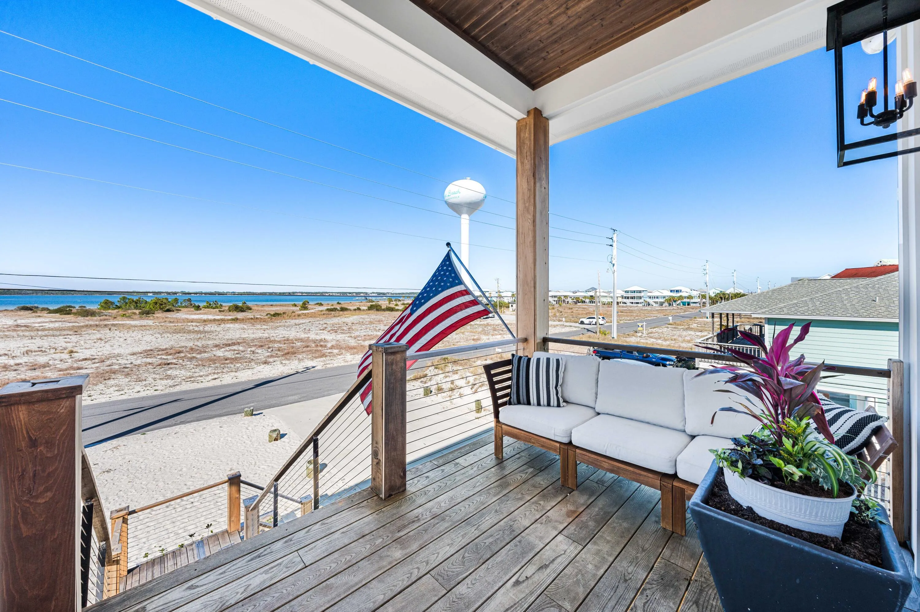 Navarre, Florida 32566, United States, 4 Bedrooms Bedrooms, ,4 BathroomsBathrooms,Residential,Active,79369